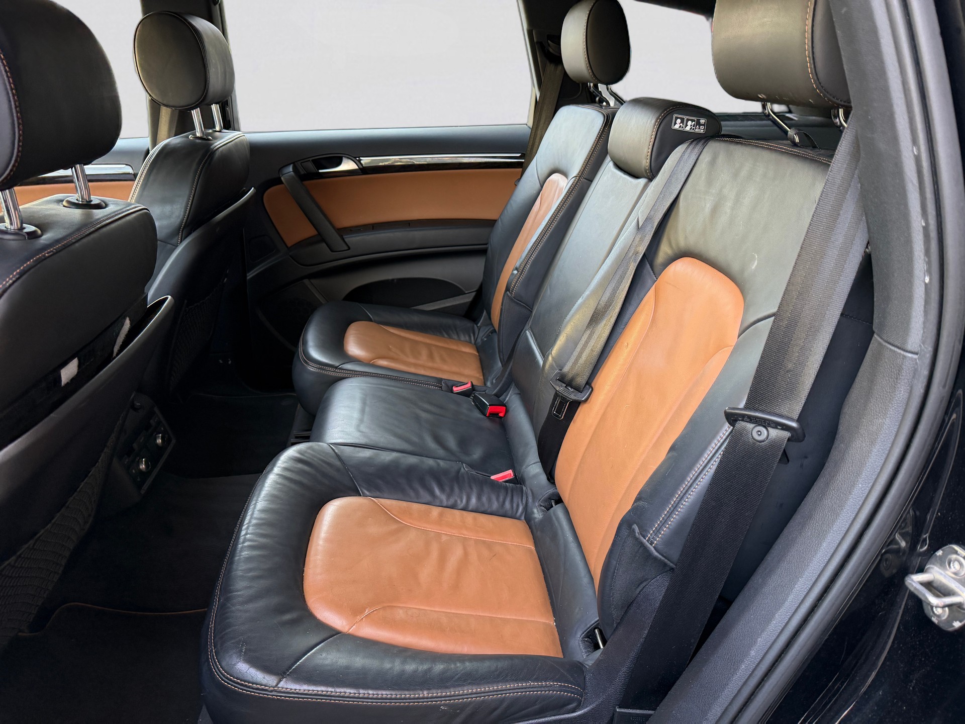 AUDI Q7 4.2 FSI quattro tiptronic-image-12