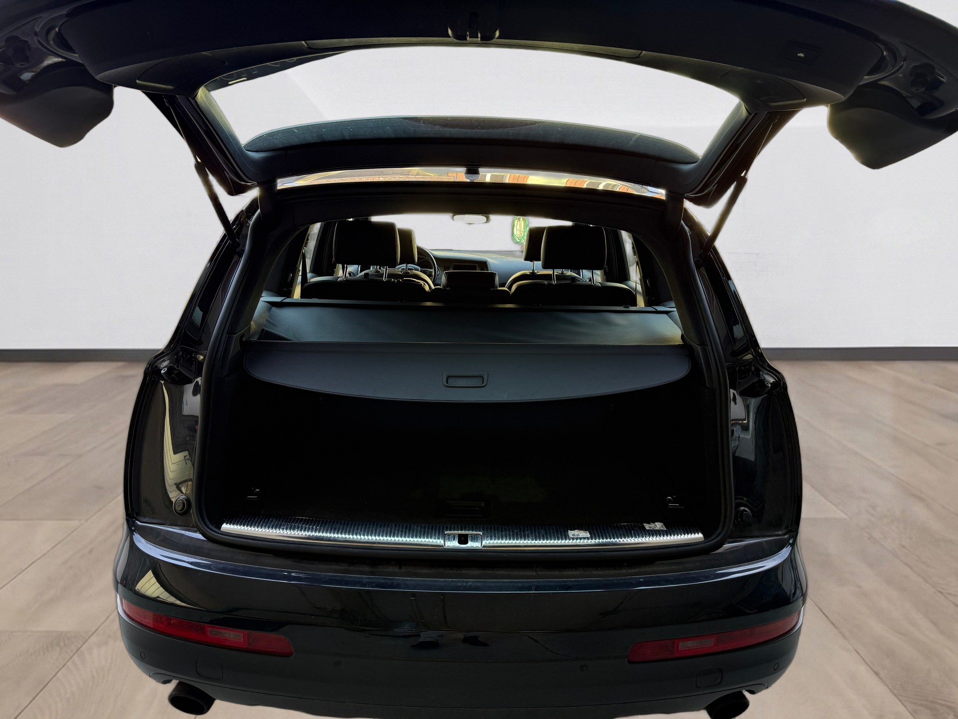 AUDI Q7 4.2 FSI quattro tiptronic-image-6