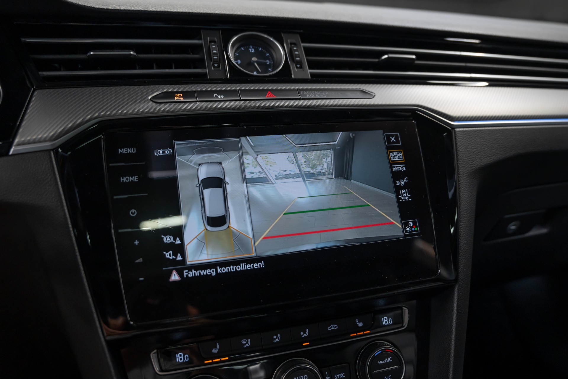 VW Arteon 2.0 TSI BMT R-Line 4Motion DSG / 360 Kamera / Head Up / Massage Sitze / Luxus Paket / Pano-Schiebedach-image-12