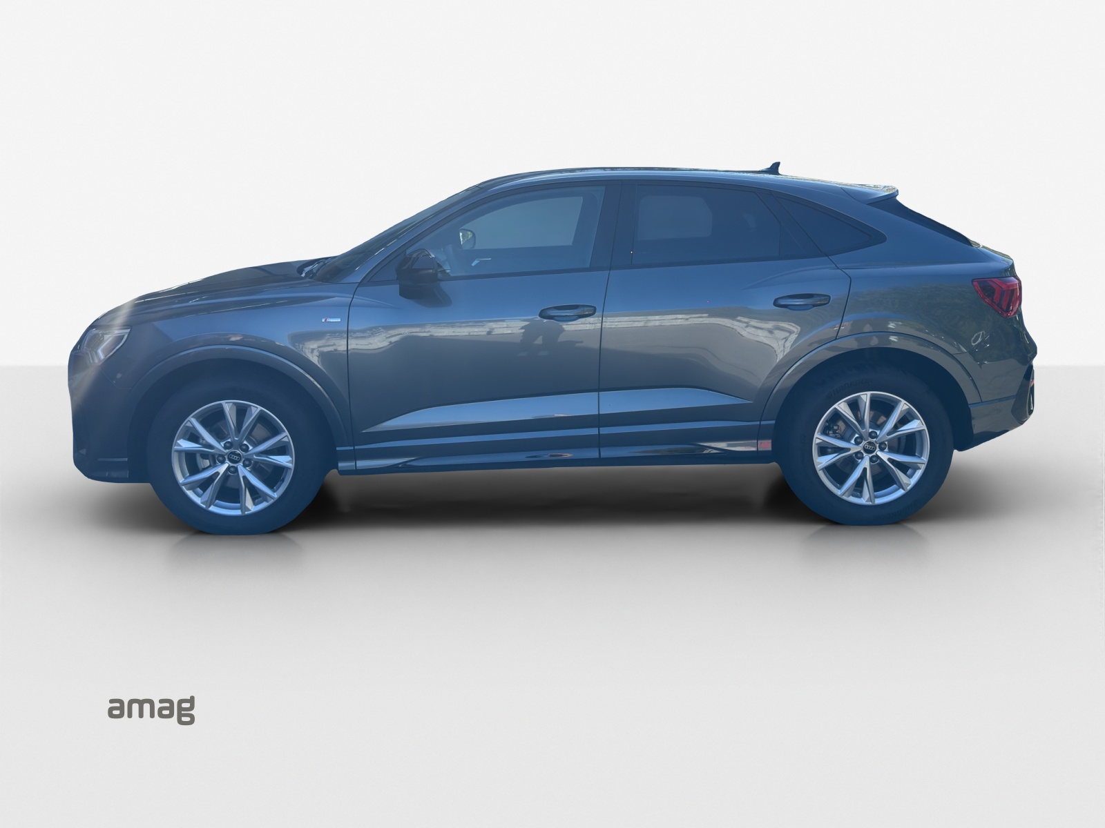 AUDI Q3 Sportback 35 TFSI S line Attraction S-tronic-image-1