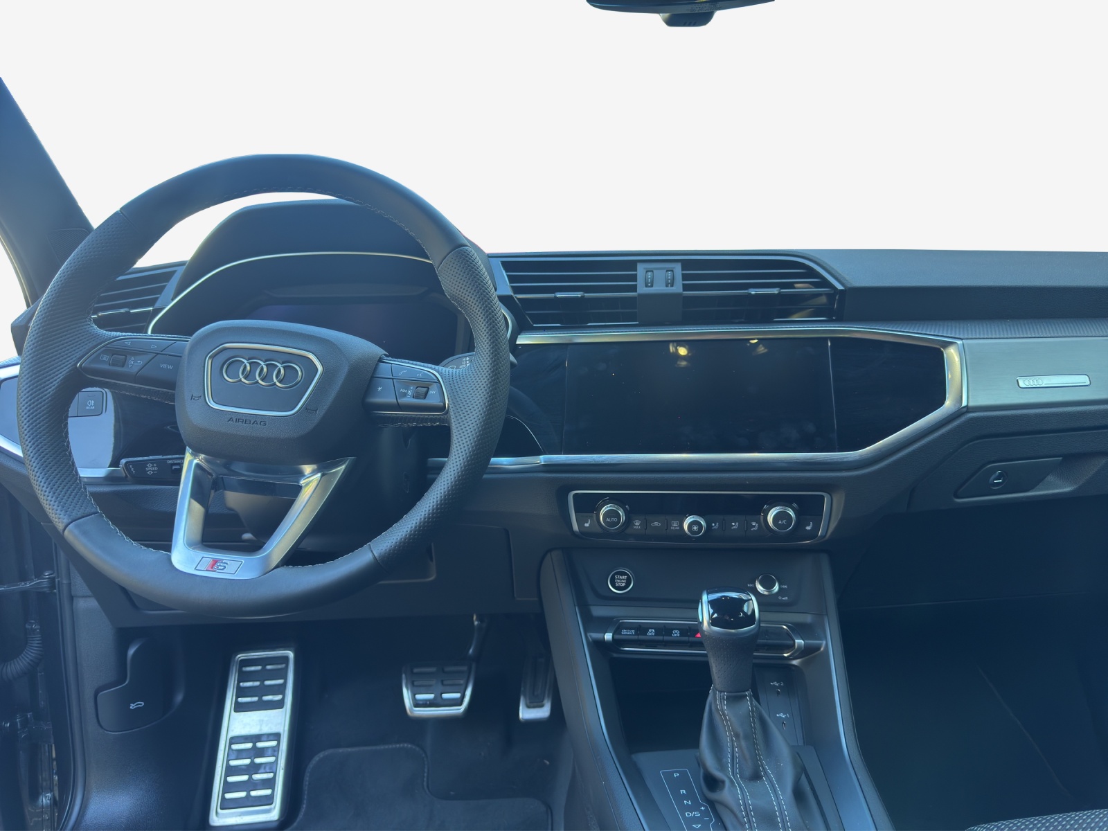 AUDI Q3 Sportback 35 TFSI S line Attraction S-tronic-image-8