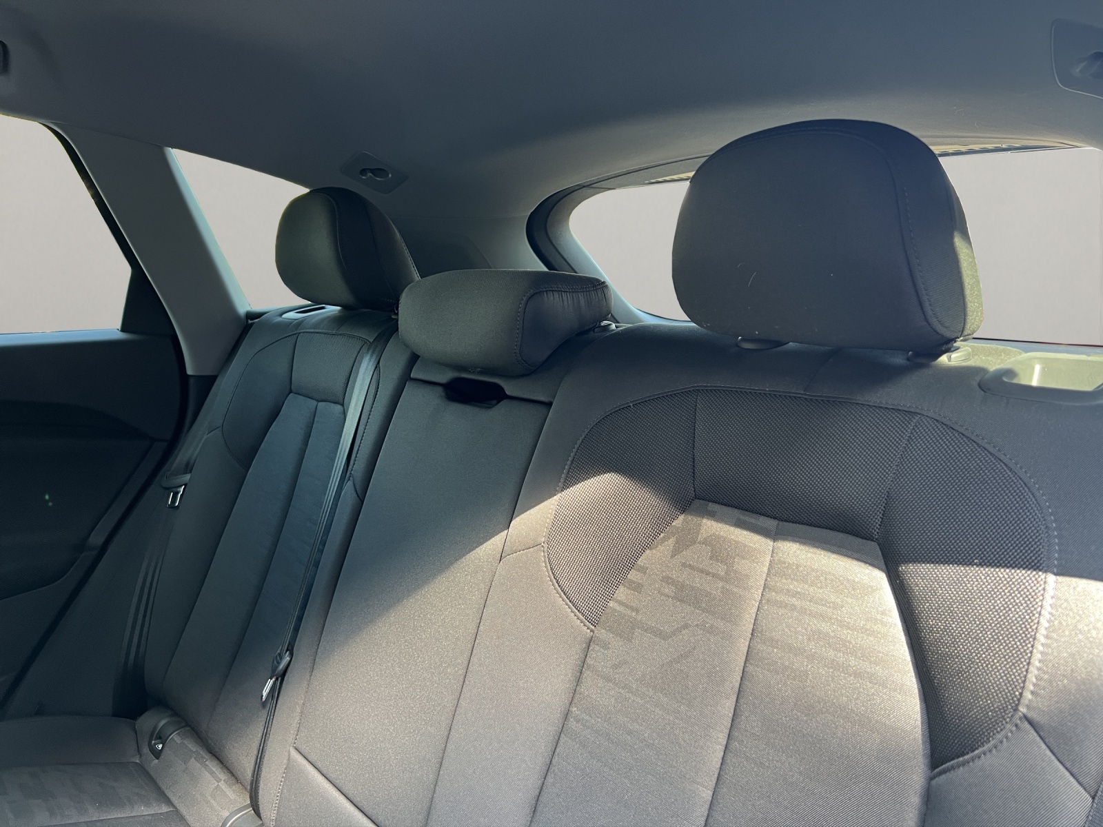 AUDI Q5 SUV 2.0 TDI quattro S-Tronic-image-13