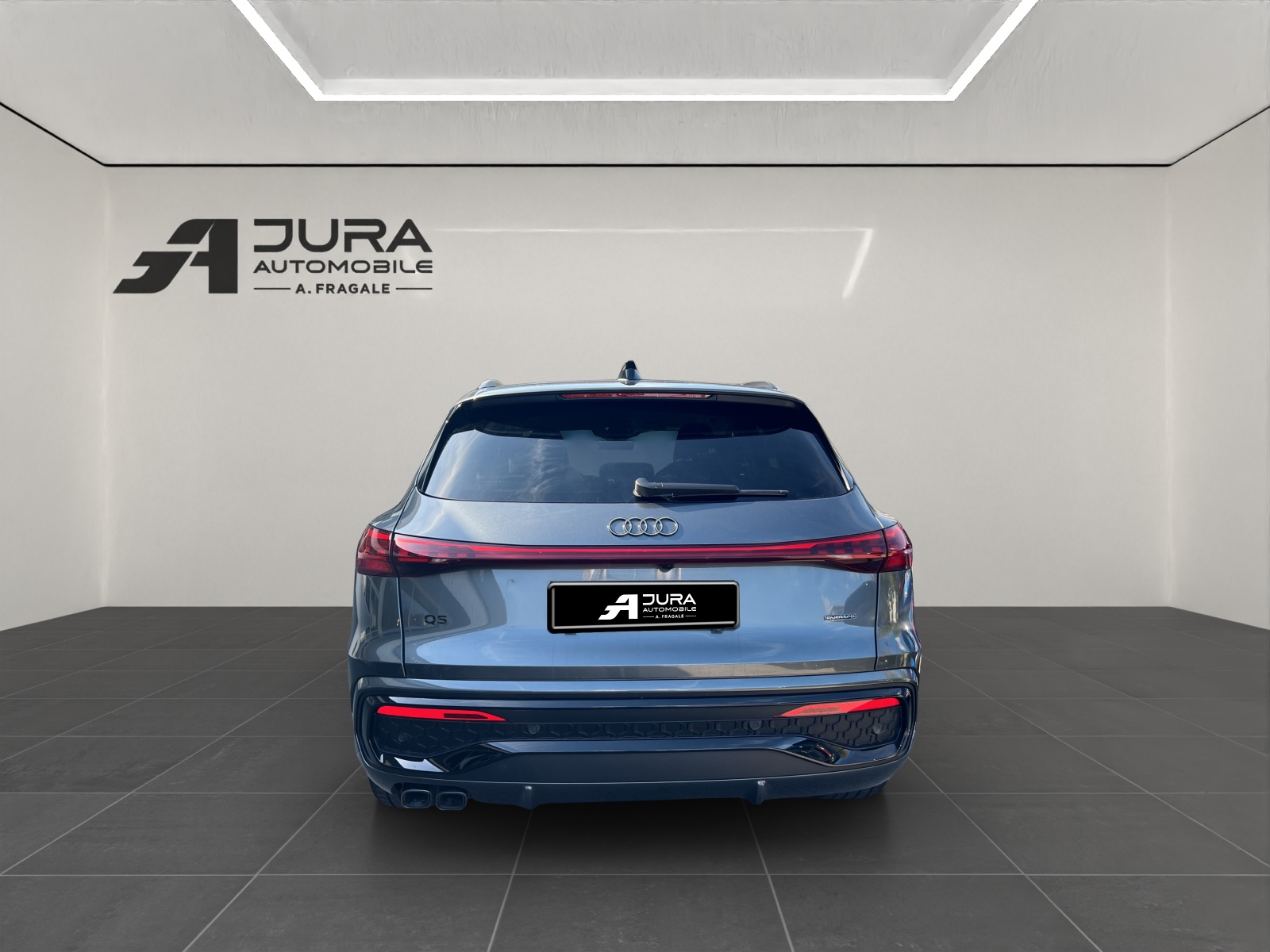 AUDI Q5 SUV 2.0 TDI quattro S-Tronic-image-5