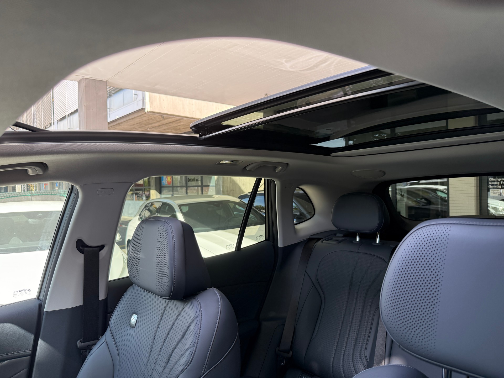 GEELY Max+-image-22