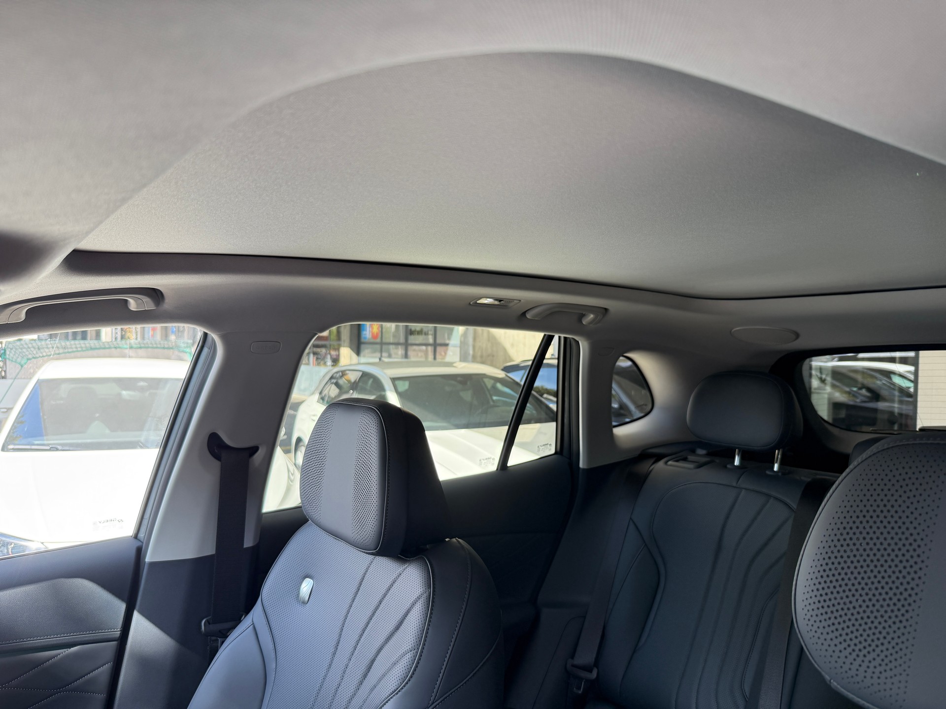 GEELY Max+-image-20