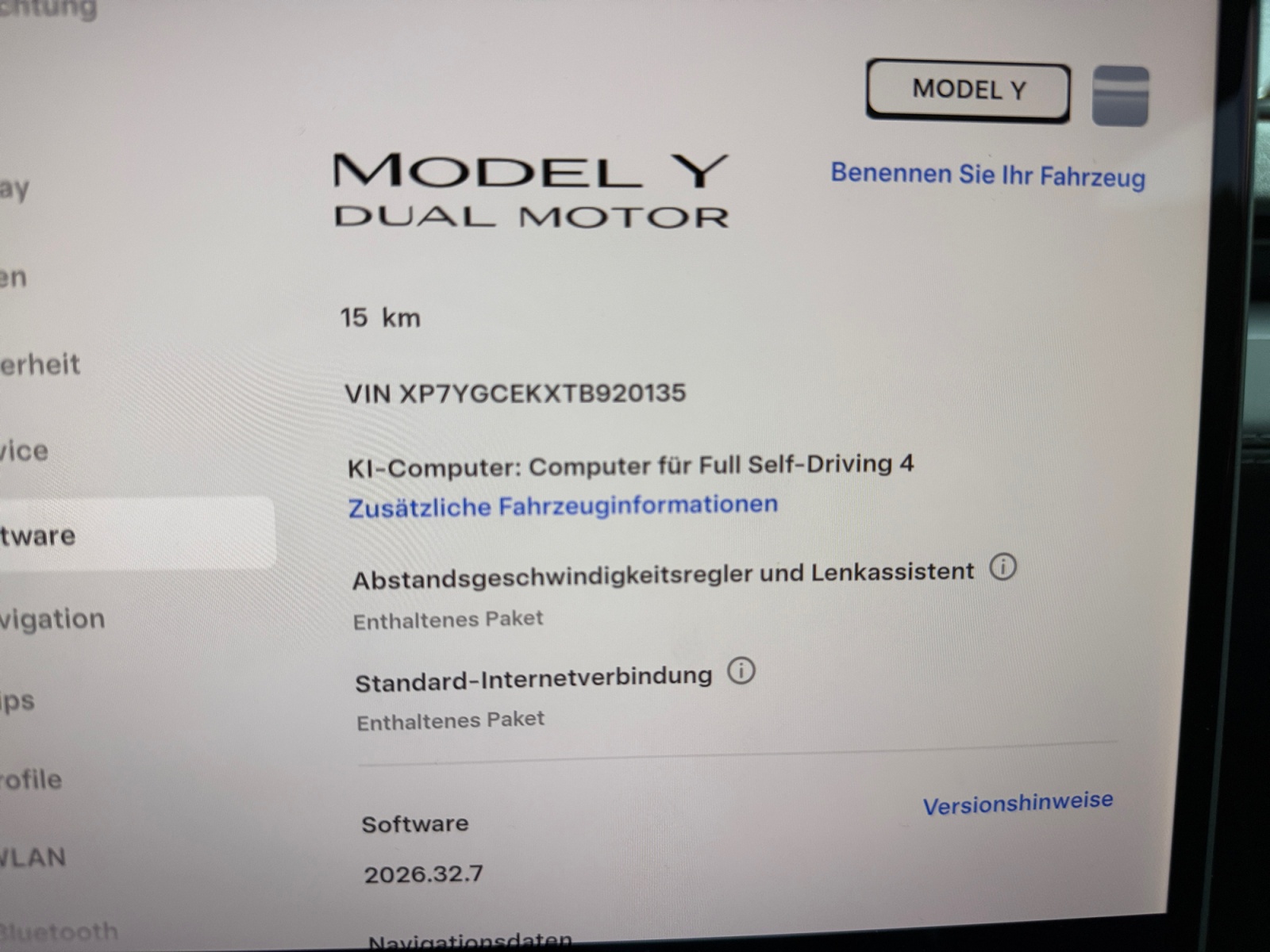 TESLA Model Y Premium Long Range AWD + AHK-image-24