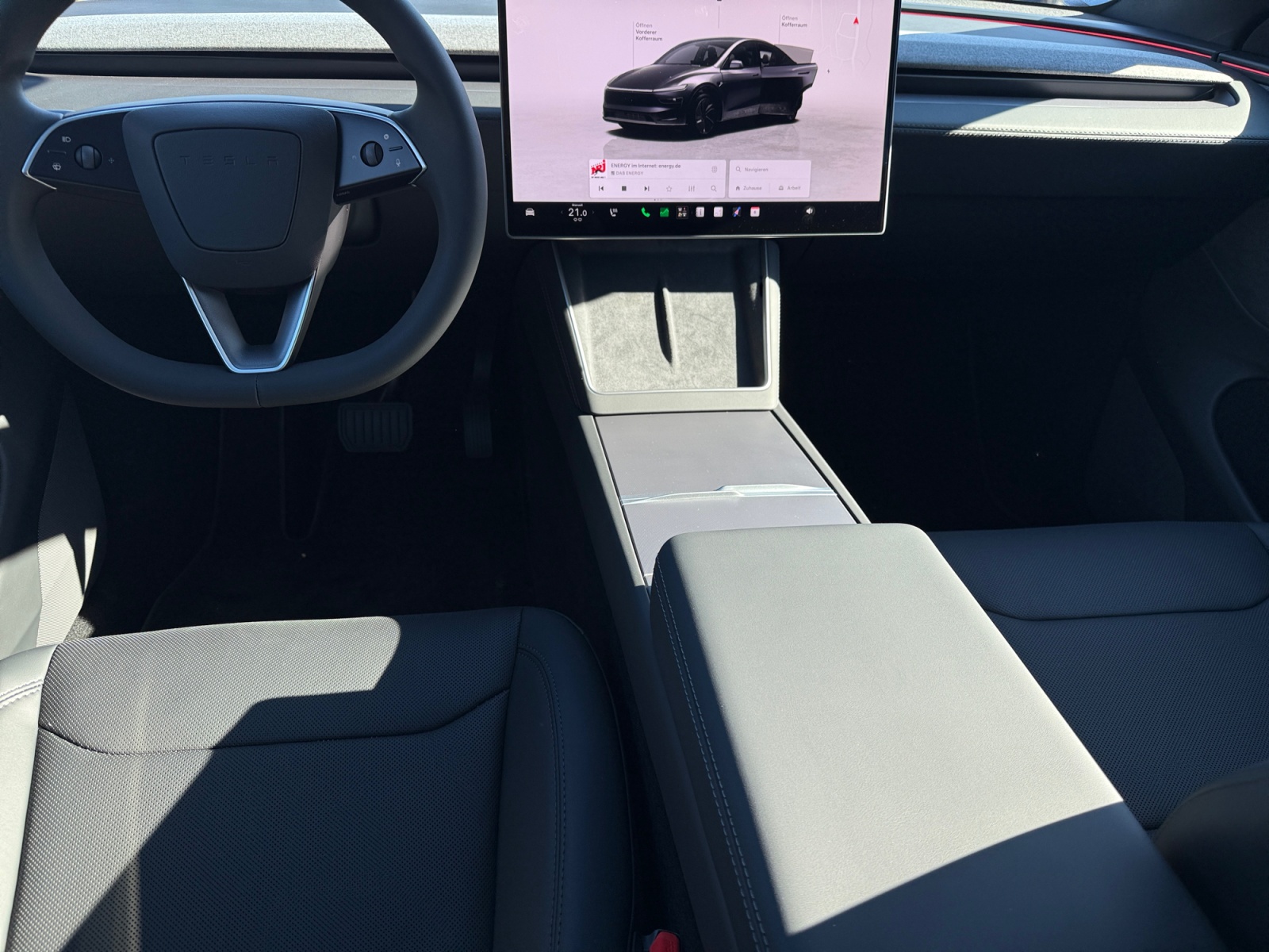 TESLA Model Y Premium Long Range AWD + AHK-image-13