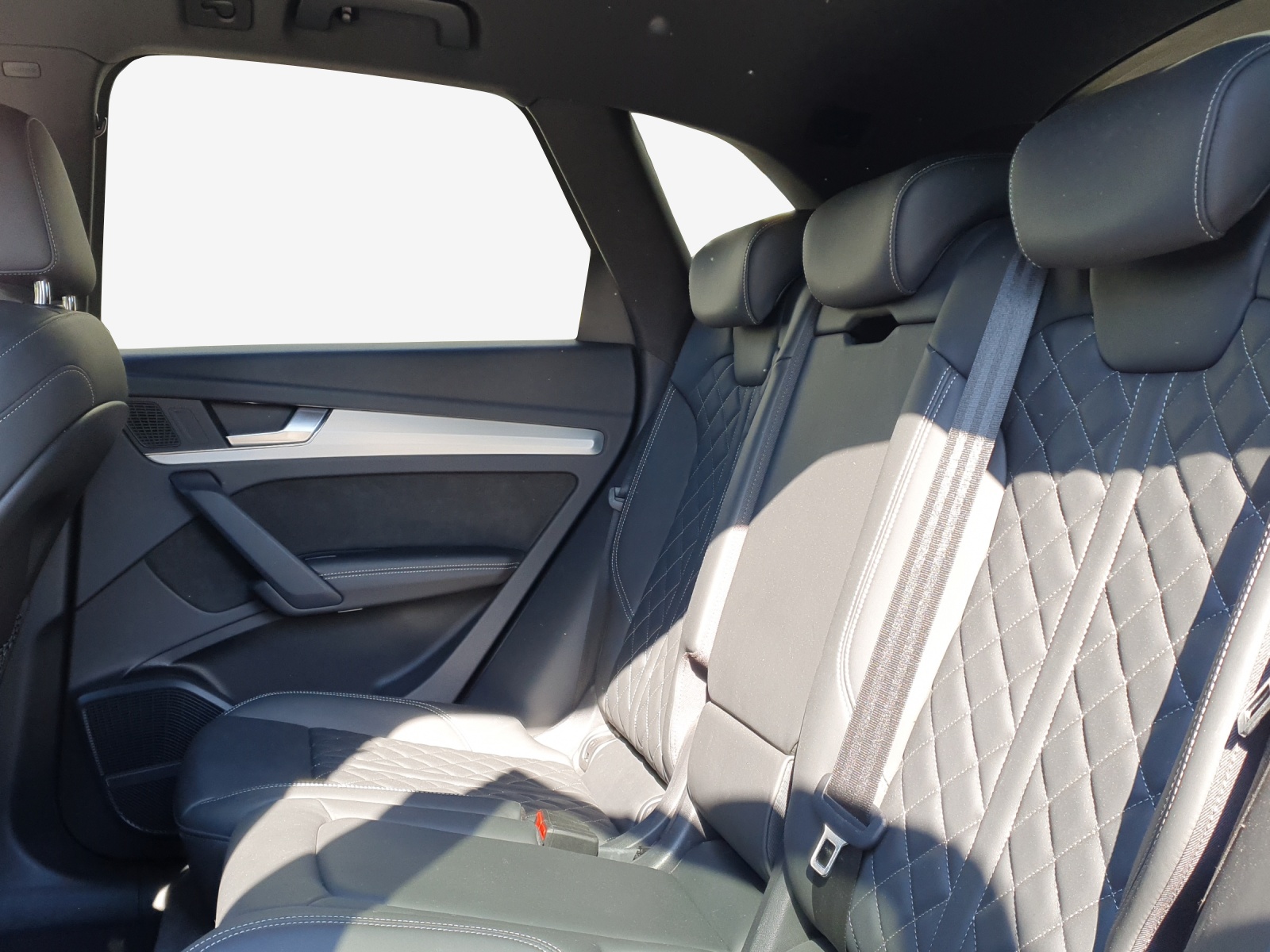 AUDI Q5 55 TFSI e sport quattro-image-11