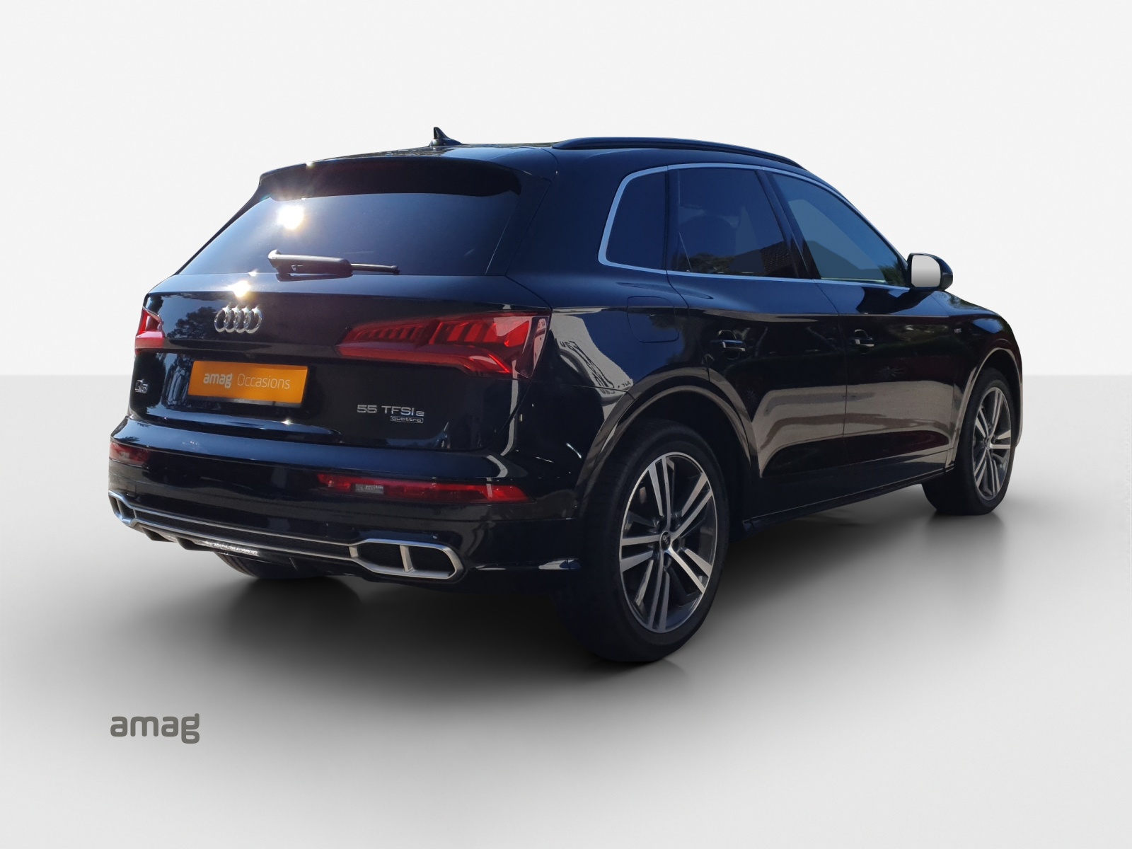 AUDI Q5 55 TFSI e sport quattro-image-4