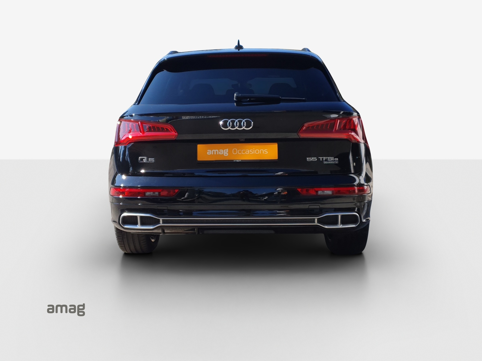 AUDI Q5 55 TFSI e sport quattro-showroom-element-3