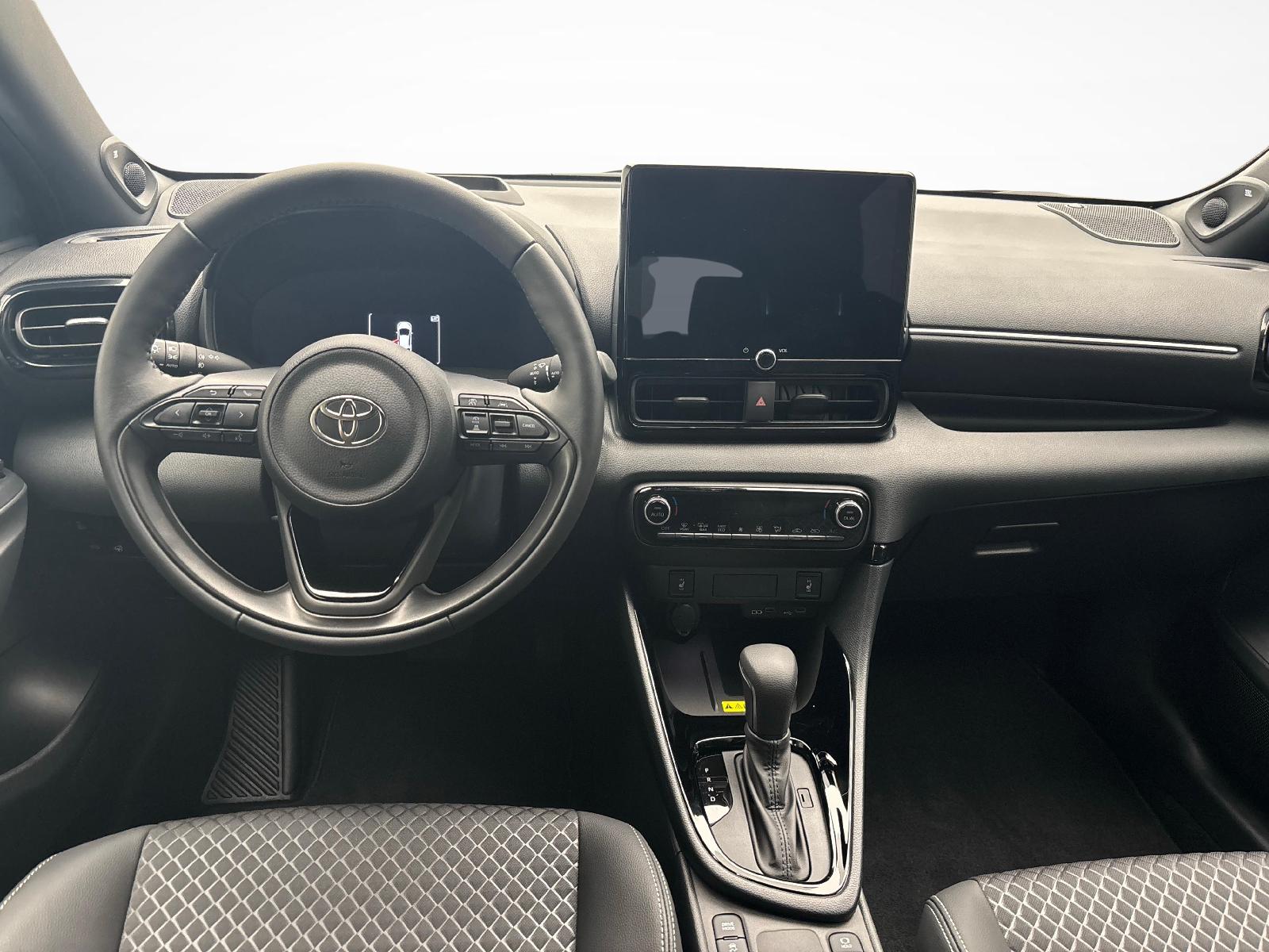 TOYOTA Yaris 1.5 VVT-i HSD Premium-image-8