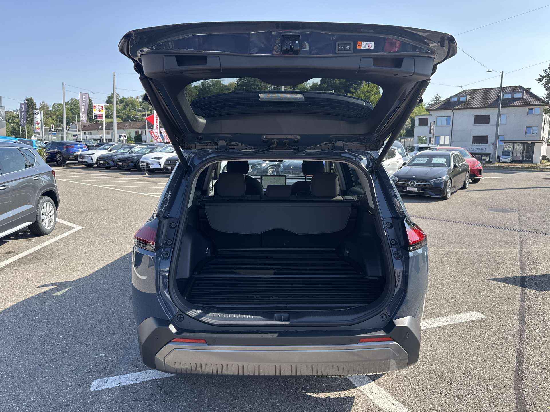 TOYOTA RAV-4 2.5 HSD Trend e-CVT AWD NEUES MODELL Automat-image-7