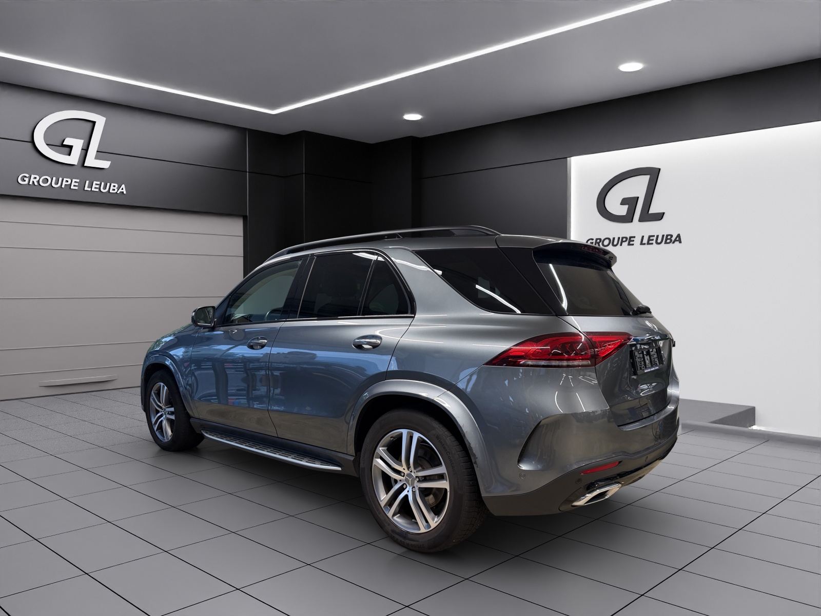 MERCEDES-BENZ GLE 450 AMG Line 4Matic-image-3