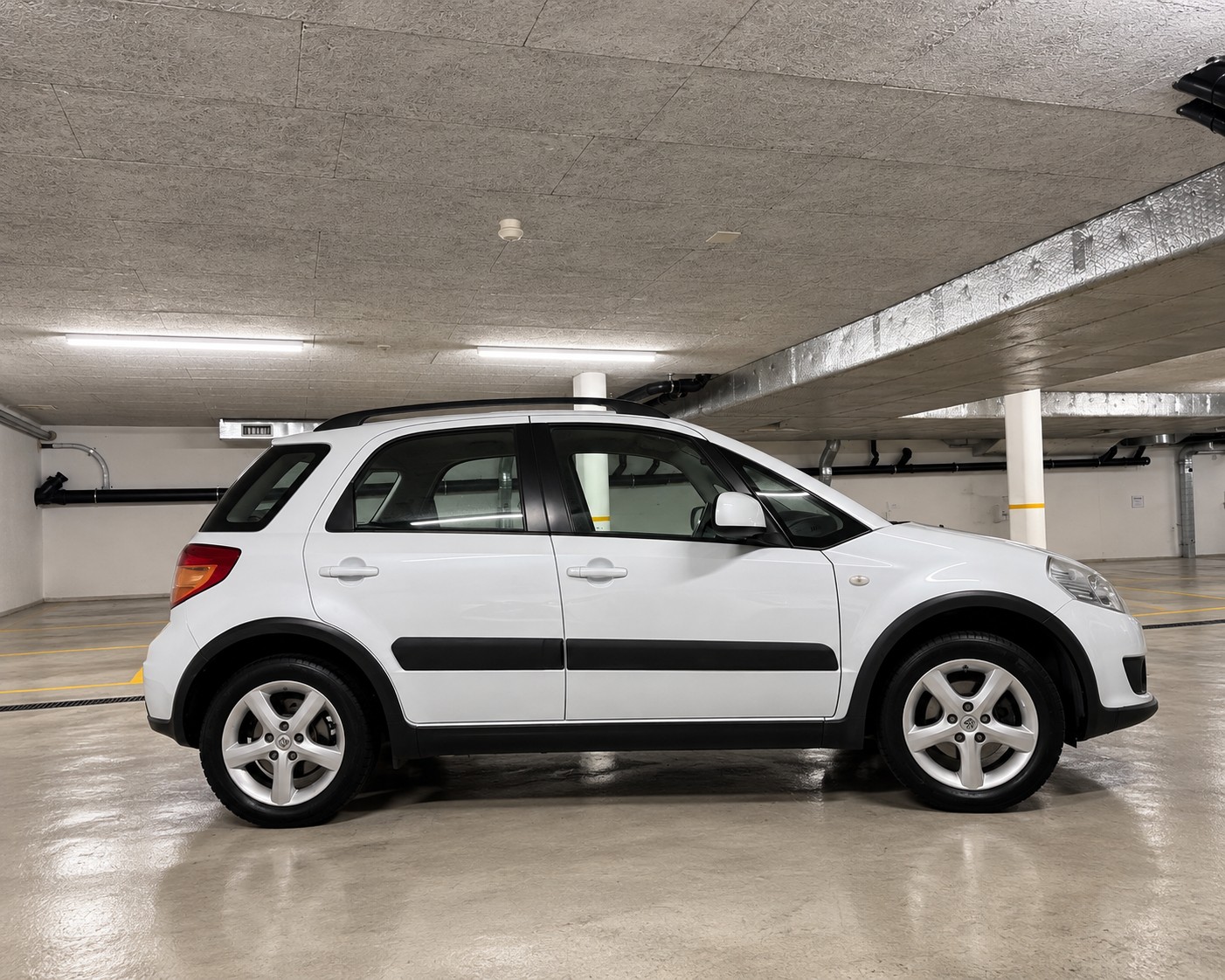 SUZUKI SX4 1.6 16V GL Top Streetline | FRISCH AB MFK & SERVICE | 8-FACH | KLIMA | BREMSEN NEU-image-2