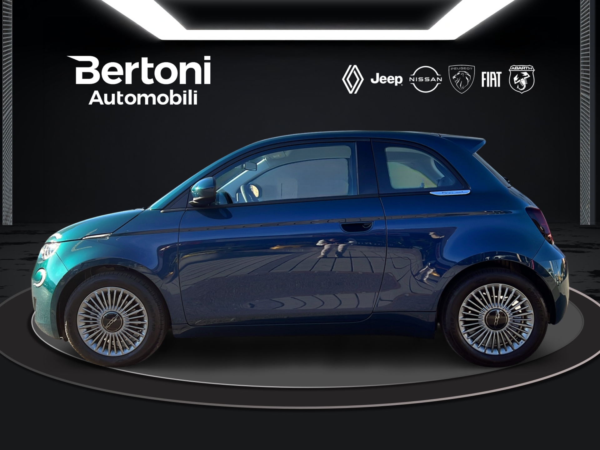 FIAT 500 1.0 Hybrid Torino-showroom-element-1