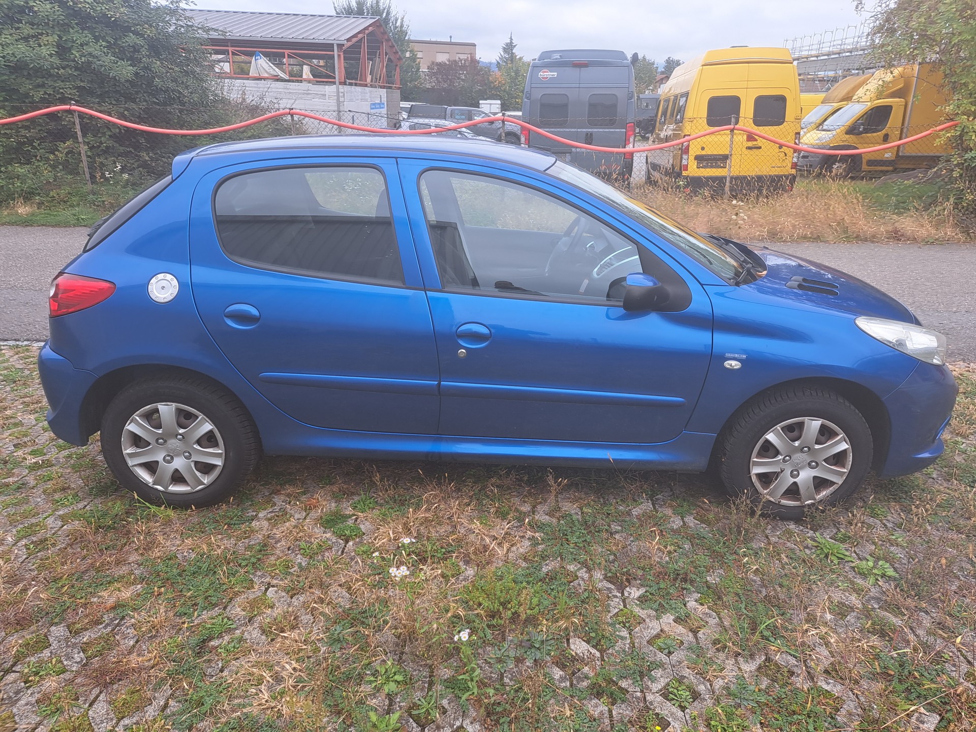 PEUGEOT 206+ 1.4 Trendy-showroom-element-2