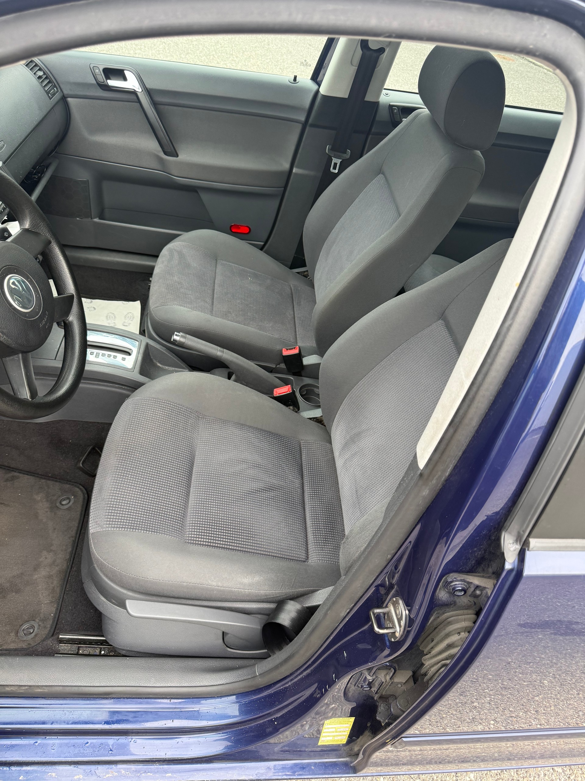 VW Polo 1.4 16V Comfortline-image-8