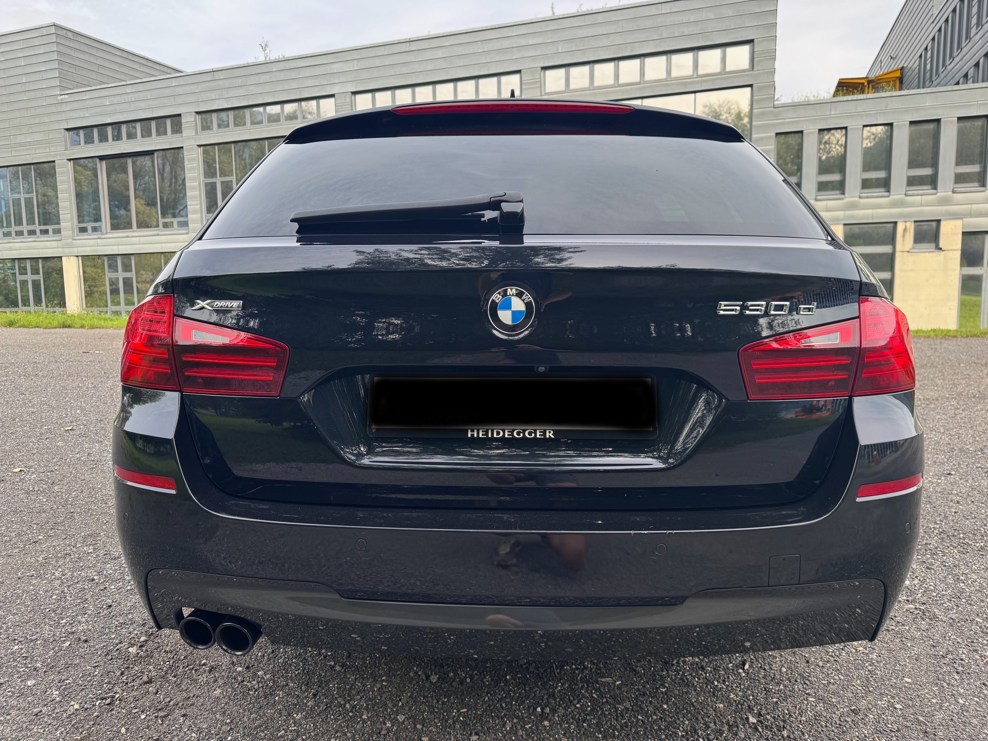 BMW 530d xDrive-image-7