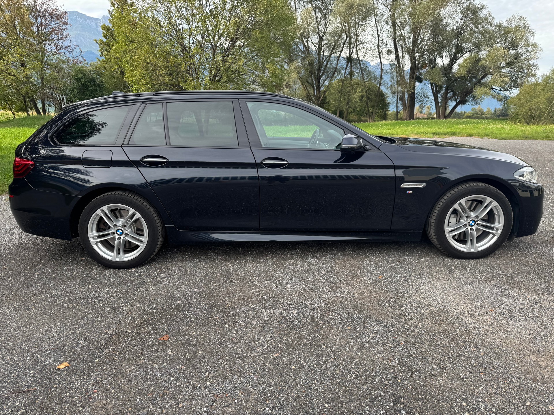 BMW 530d xDrive-image-1