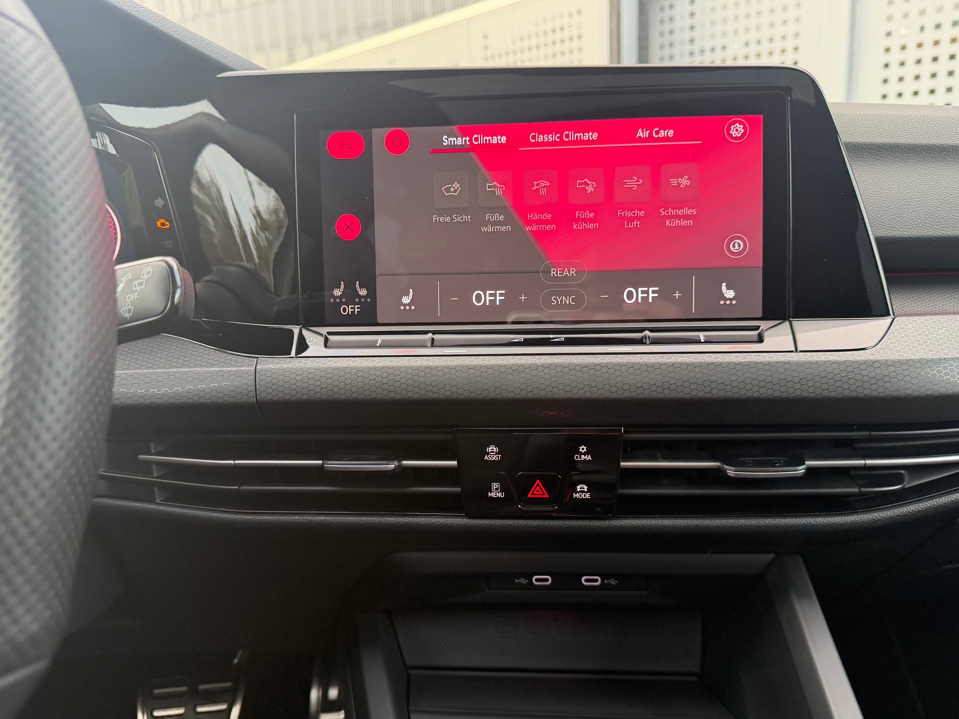VW Golf 2.0 TSI GTI Clubsport DSG-image-26