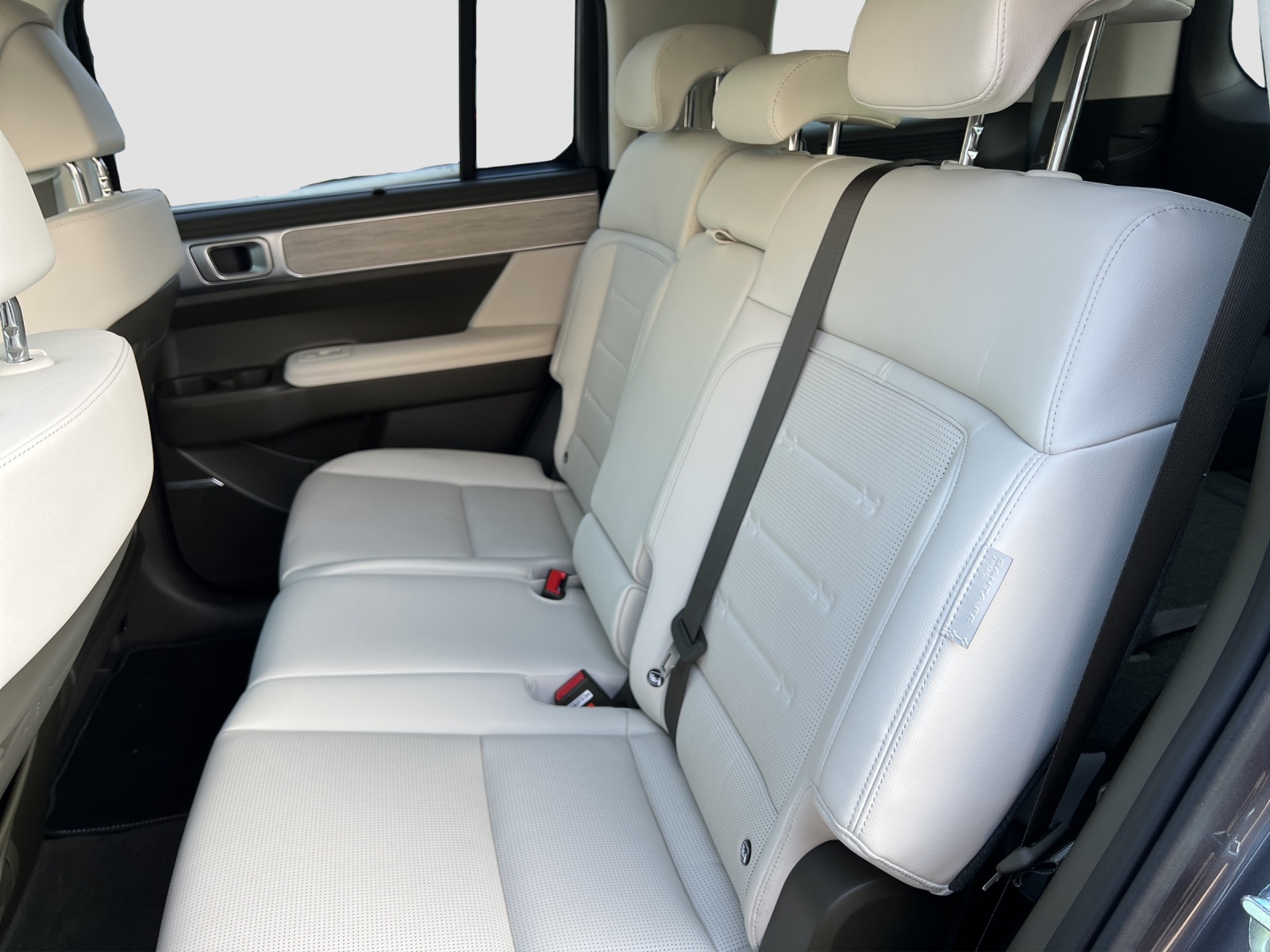 HYUNDAI Santa Fe 1.6 T-GDi PHEV Vertex 4WD-image-9