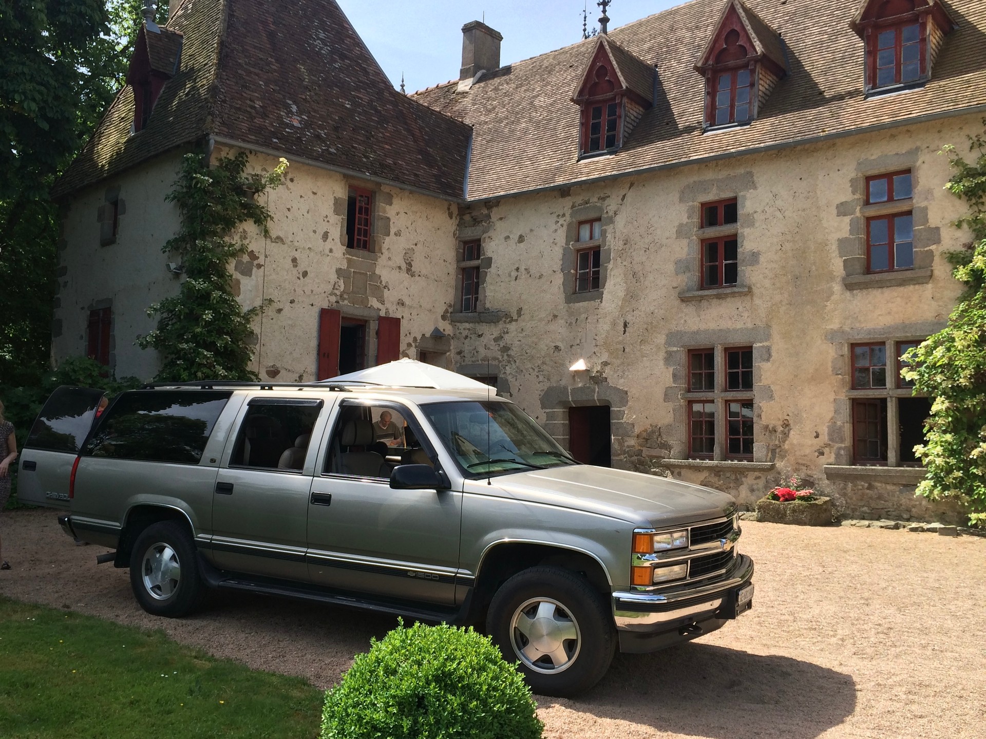CHEVROLET Suburban 1500 LT ***VENDU***-image-1