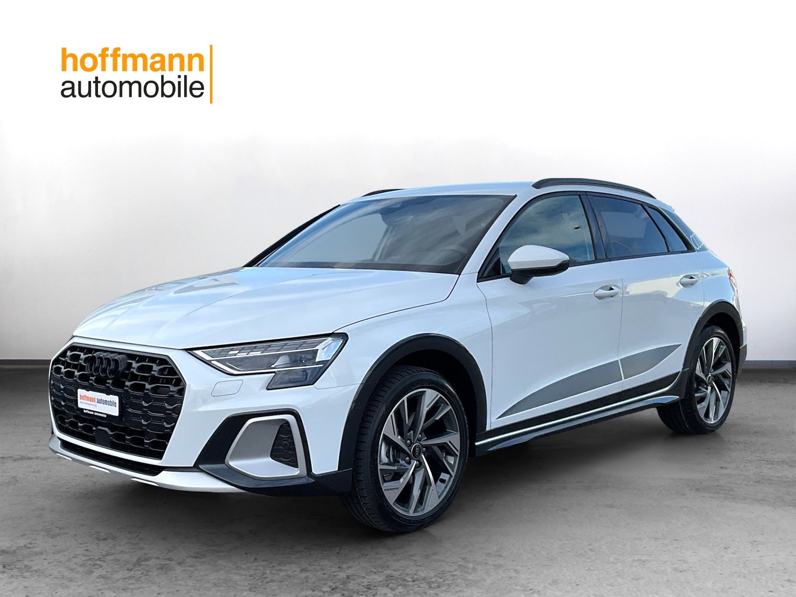 AUDI A3 allstreet 35 TFSI Attraction S-tronic-image-0