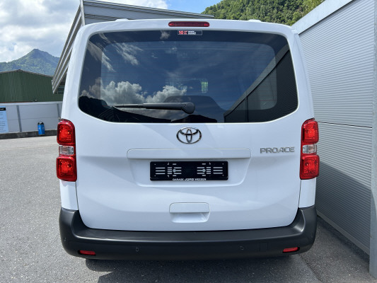 TOYOTA Proace 1.5D Panel M Activ-image-4