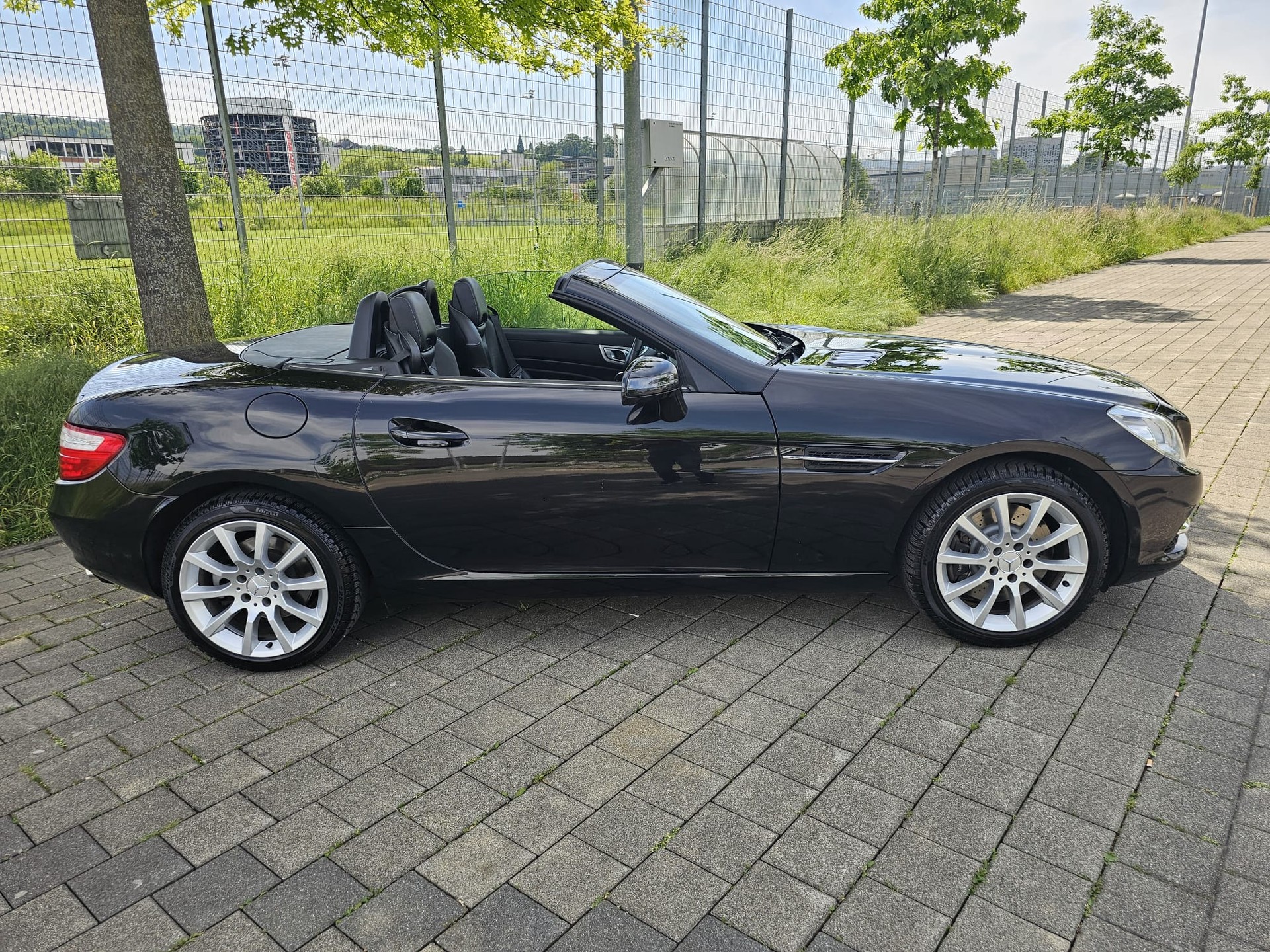 MERCEDES-BENZ SLK 350-image-12