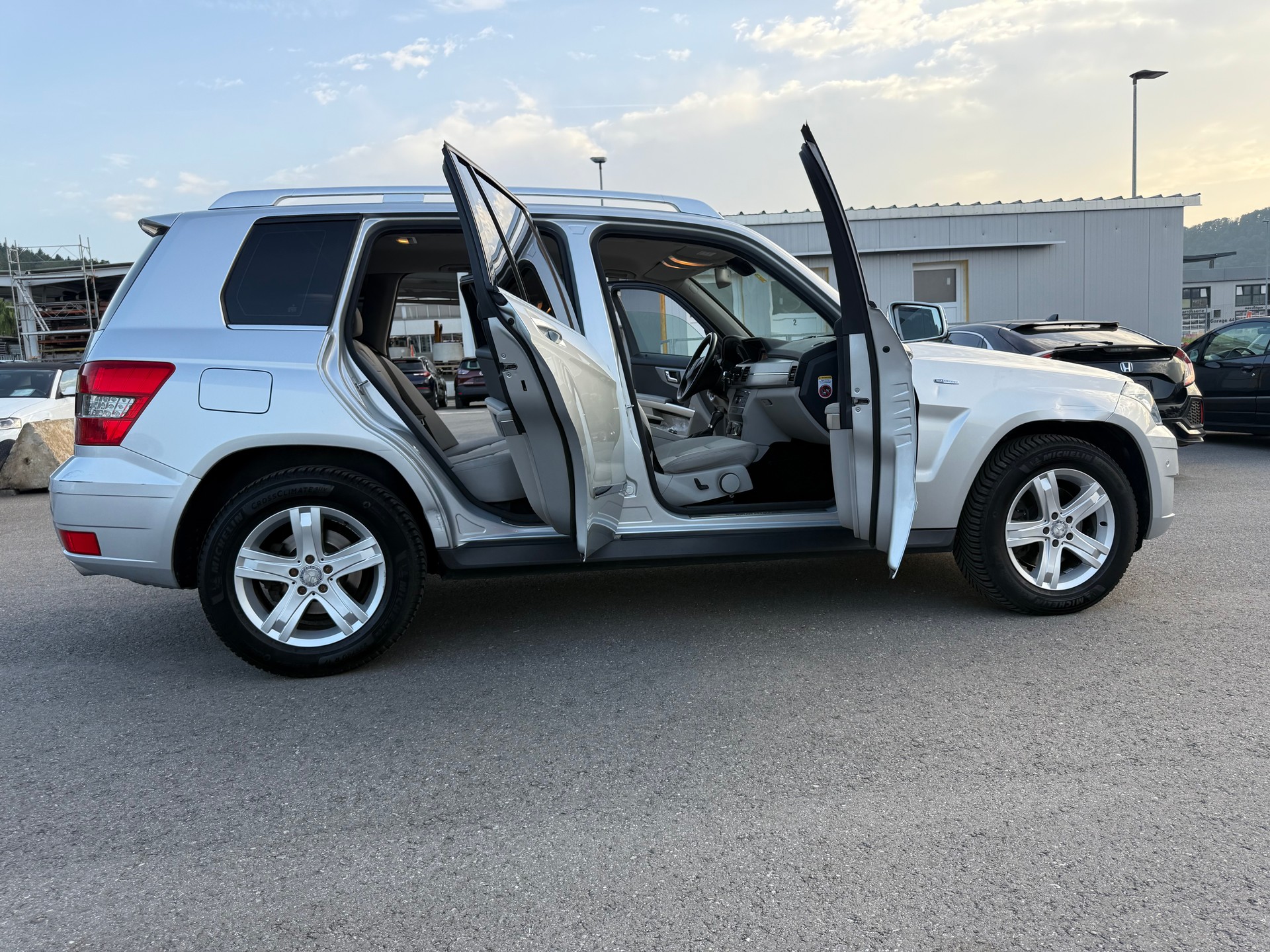 MERCEDES-BENZ GLK 250 CDI BlueEfficiency 4Matic 7G-Tronic-showroom-element-3