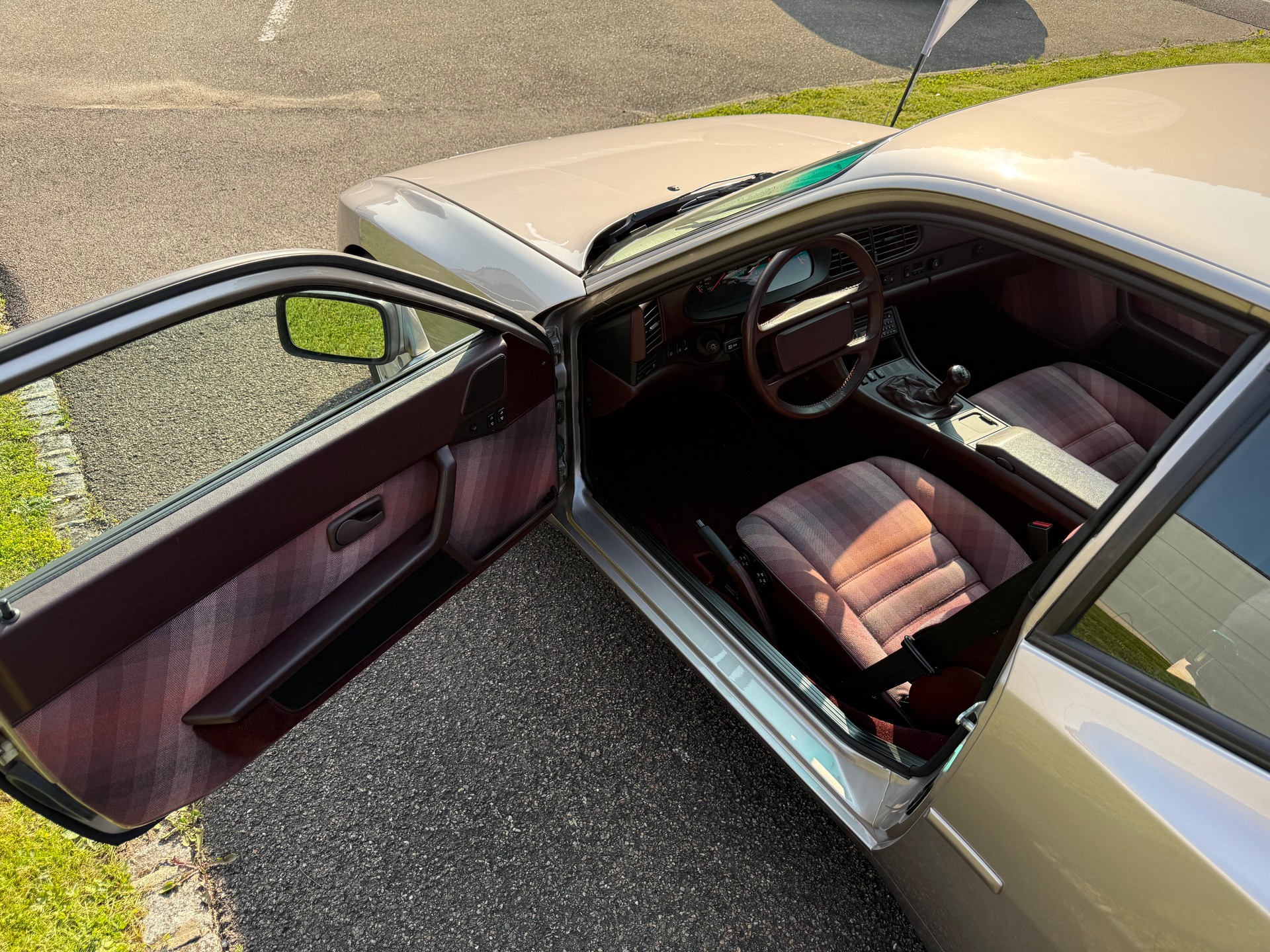 PORSCHE Turbo S Jubilé-image-8