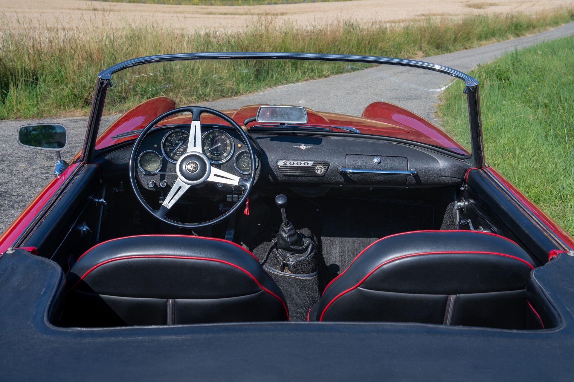 ALFA ROMEO 2000 Touring Spider-image-7