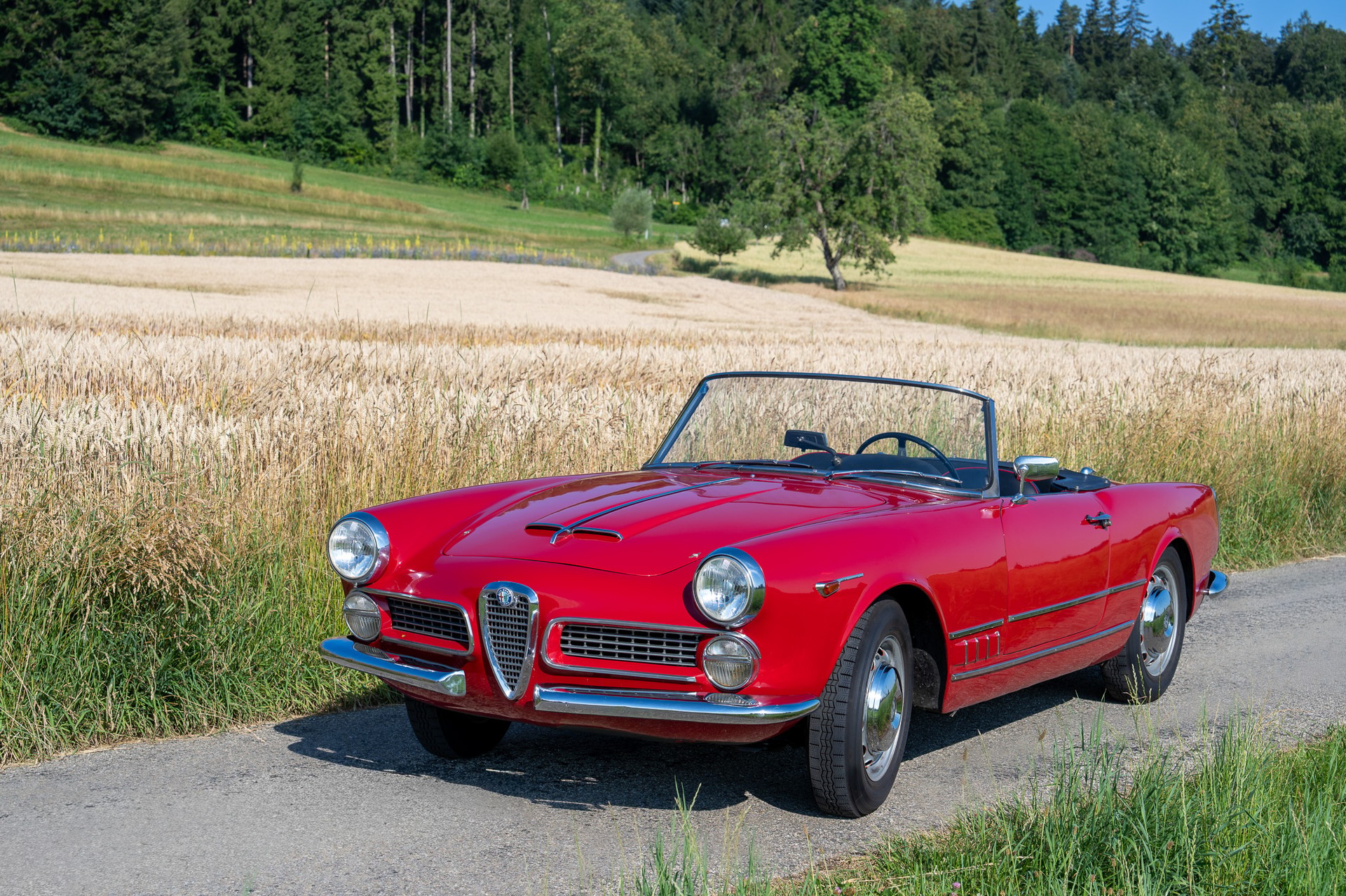 ALFA ROMEO 2000 Touring Spider-image-0