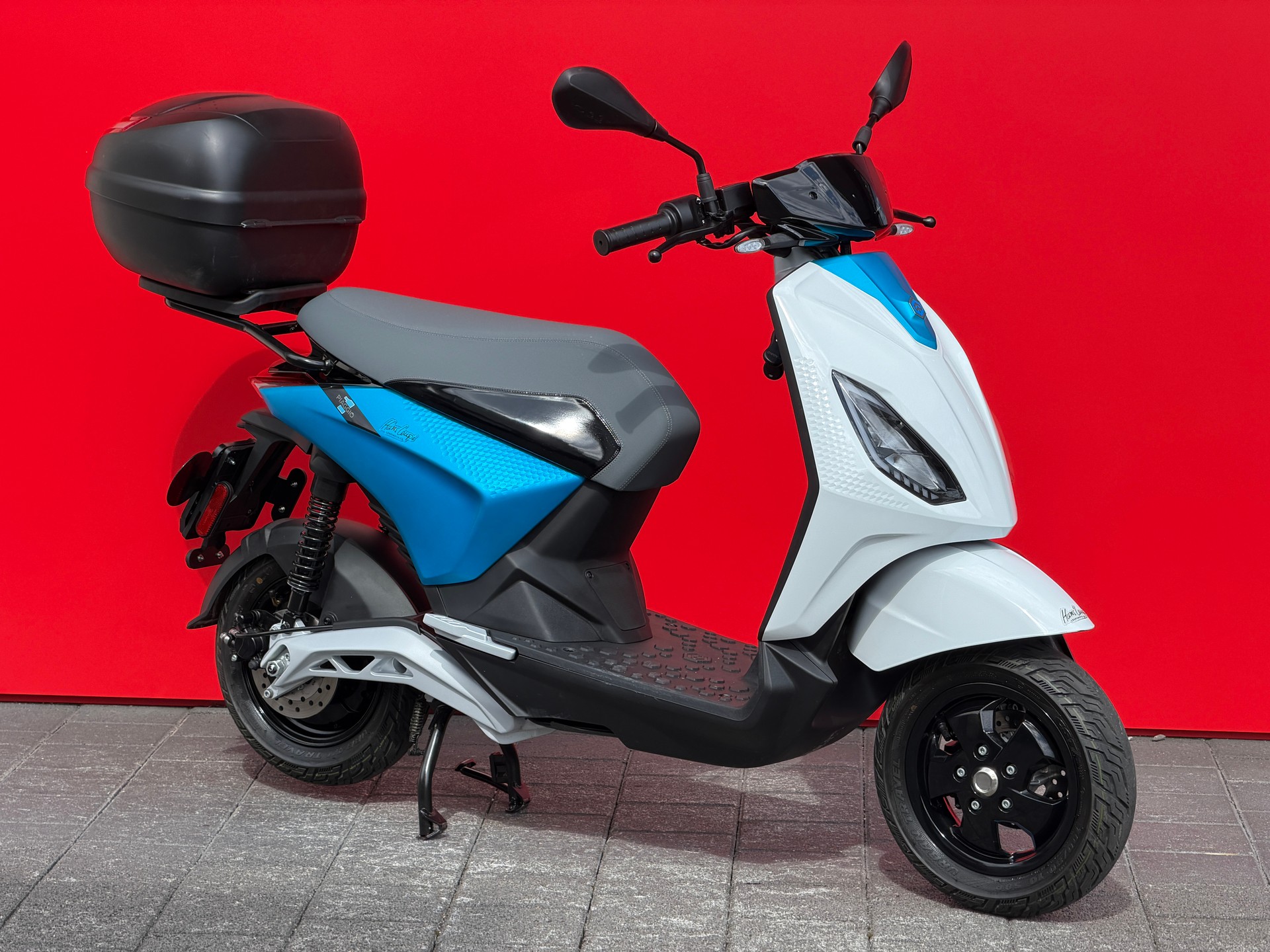 PIAGGIO Piaggio 1 Active 60km/h - inkl. Topcase-image-14