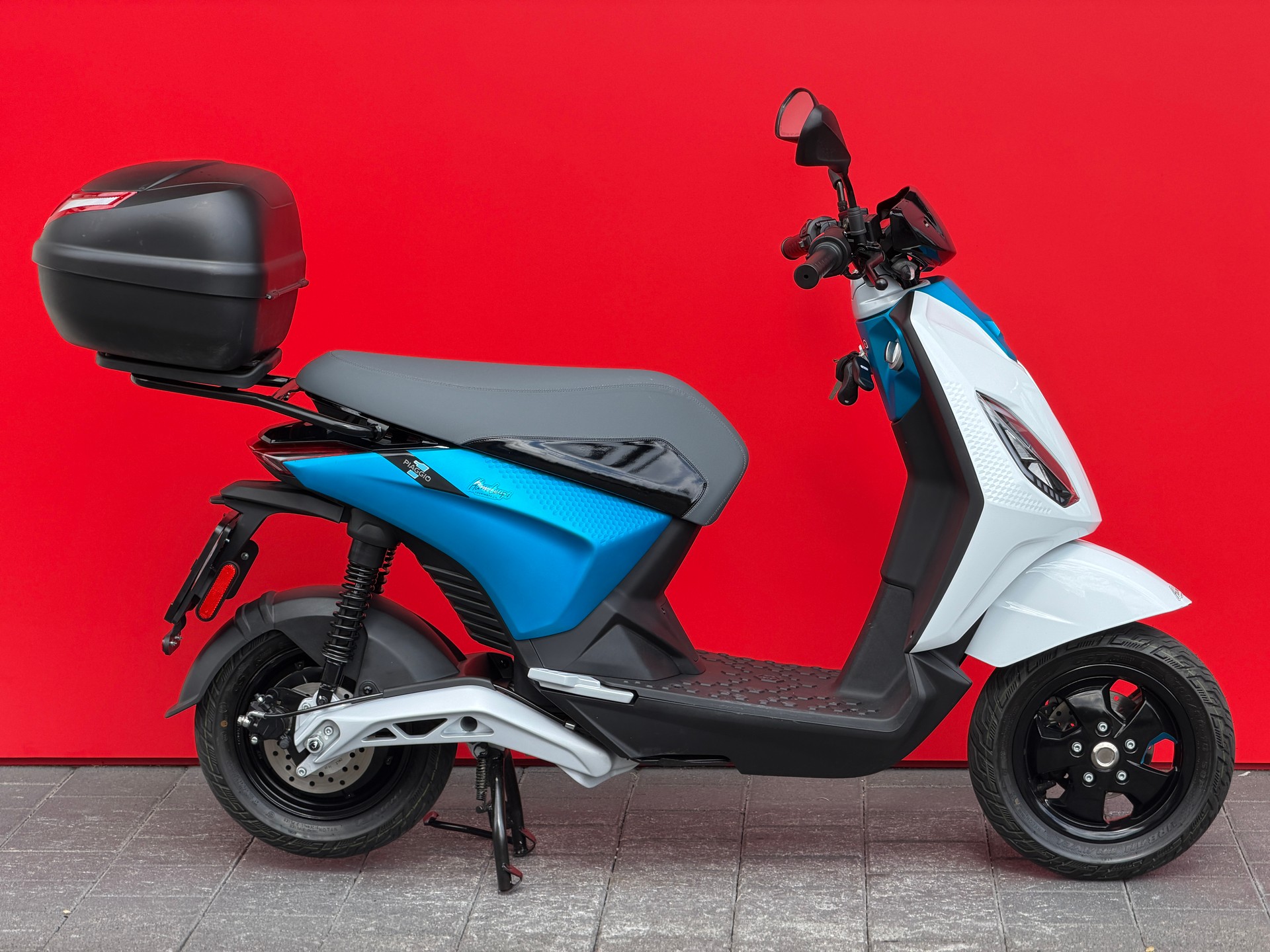 PIAGGIO Piaggio 1 Active 60km/h - inkl. Topcase-image-9