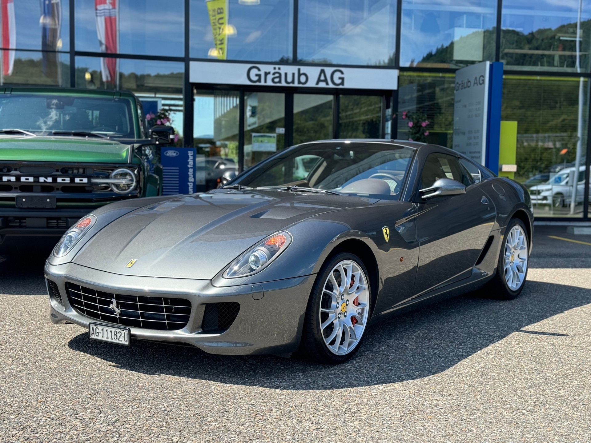FERRARI 599 GTB Grigio Silverstone 740-image-1