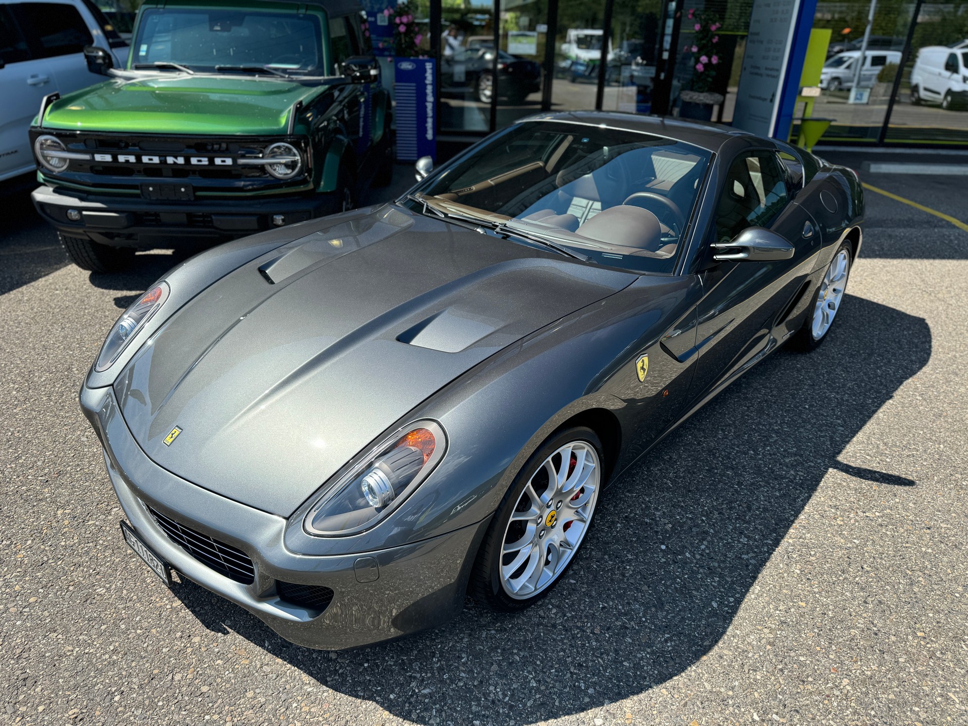 FERRARI 599 GTB Grigio Silverstone 740-image-2