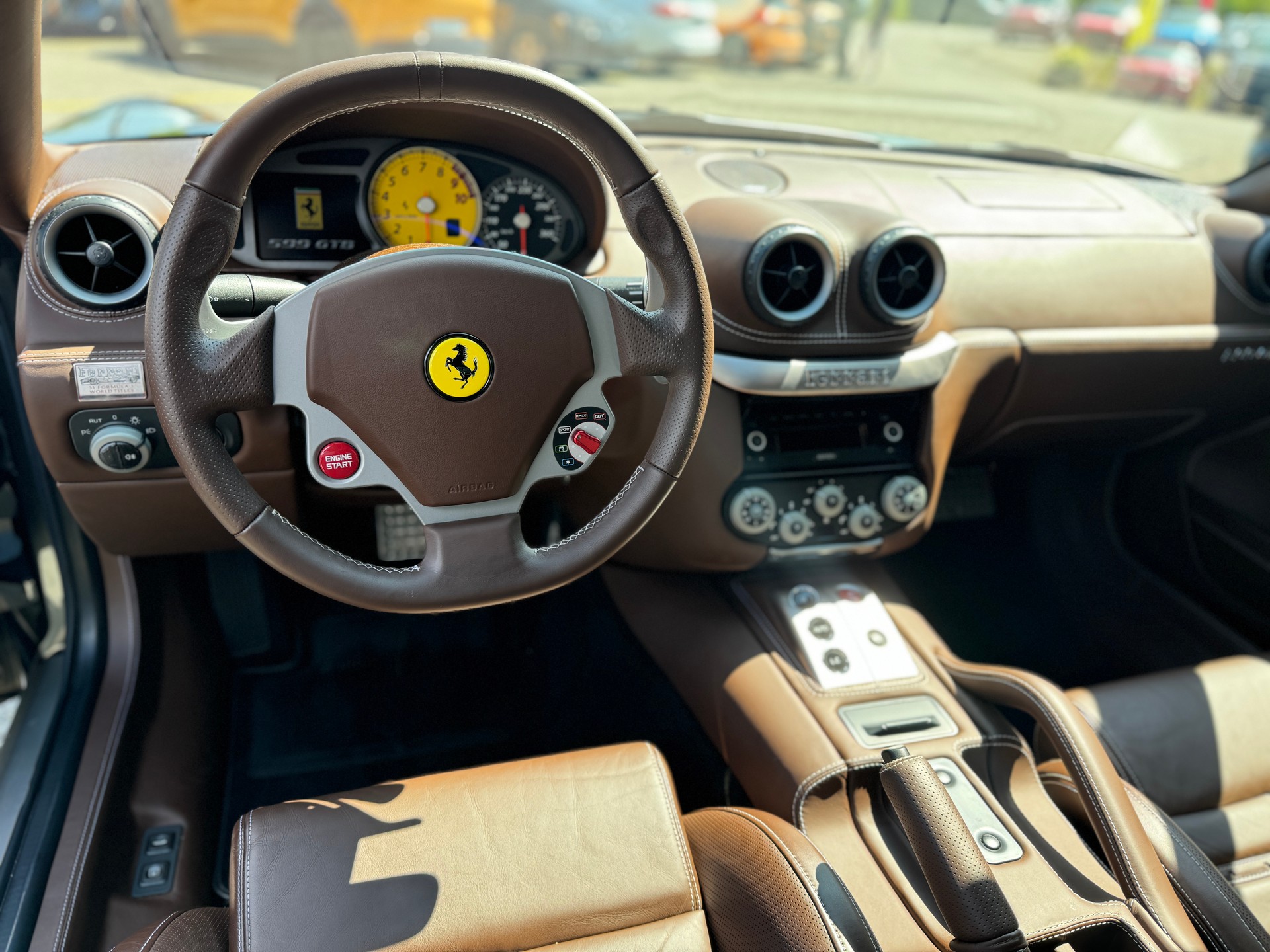 FERRARI 599 GTB Grigio Silverstone 740-image-17