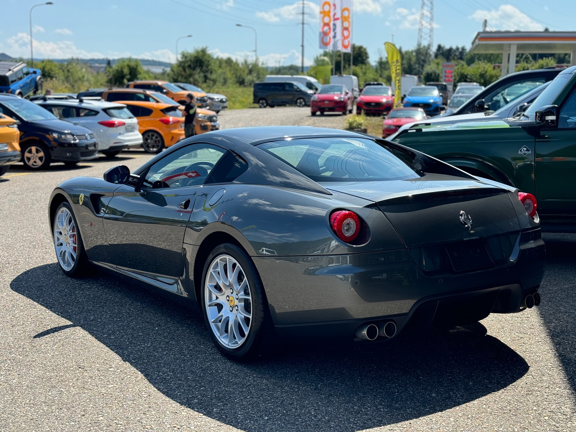 FERRARI 599 GTB Grigio Silverstone 740-image-10