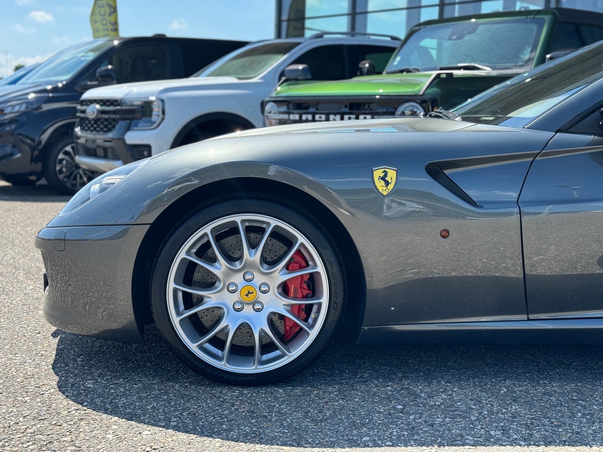 FERRARI 599 GTB Grigio Silverstone 740-image-7