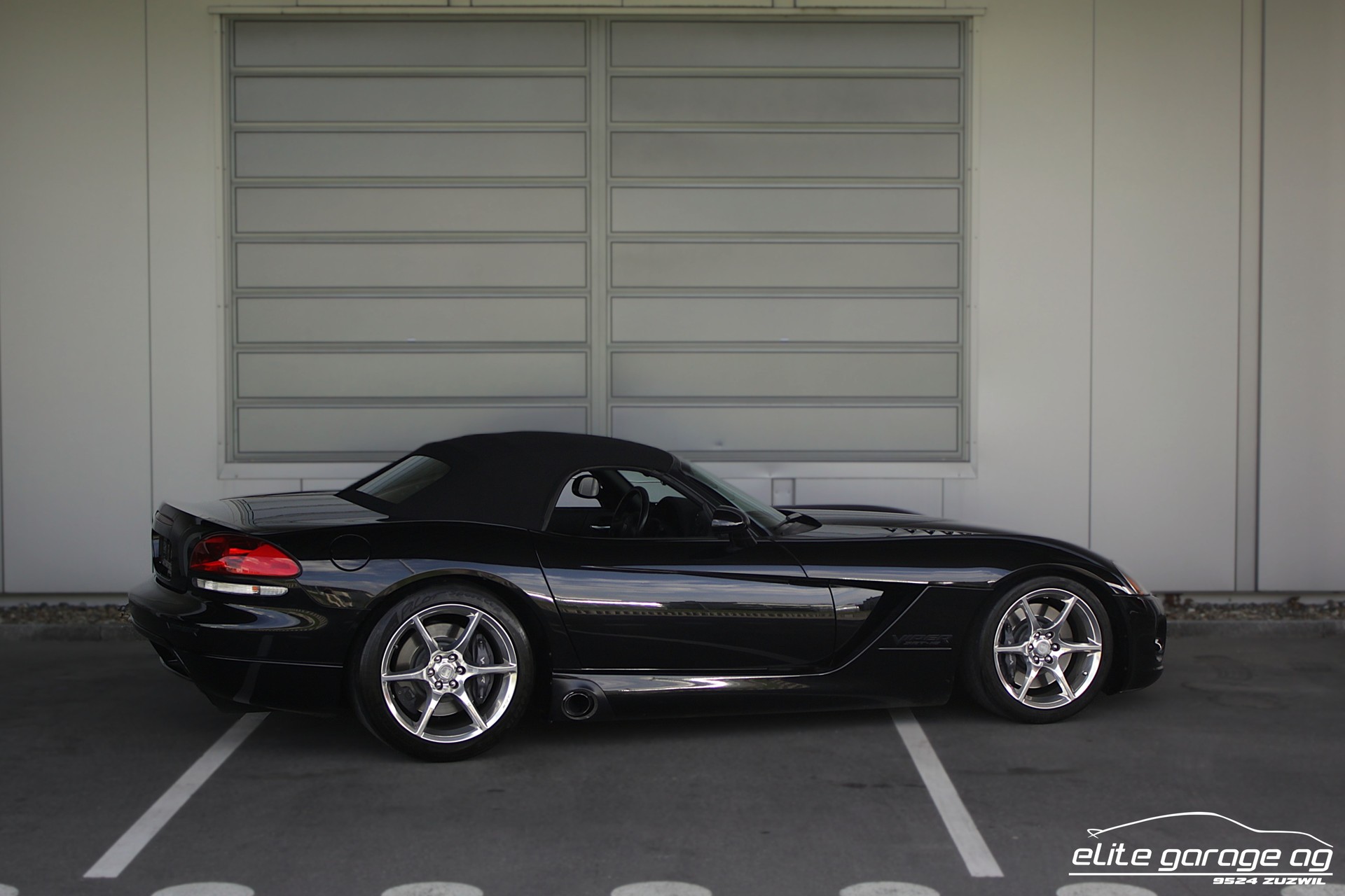 DODGE Viper SRT-10 LIEBHABERFAHRZEUG-image-4