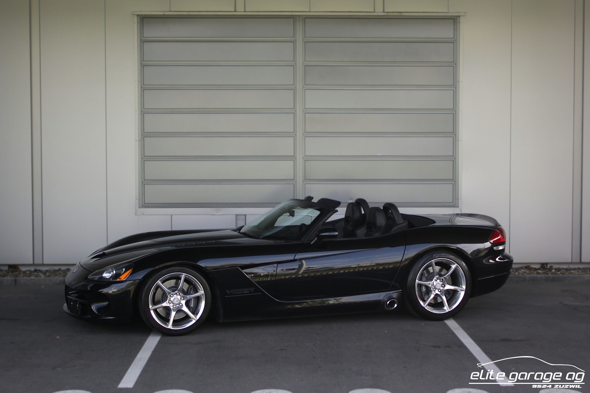 DODGE Viper SRT-10 LIEBHABERFAHRZEUG