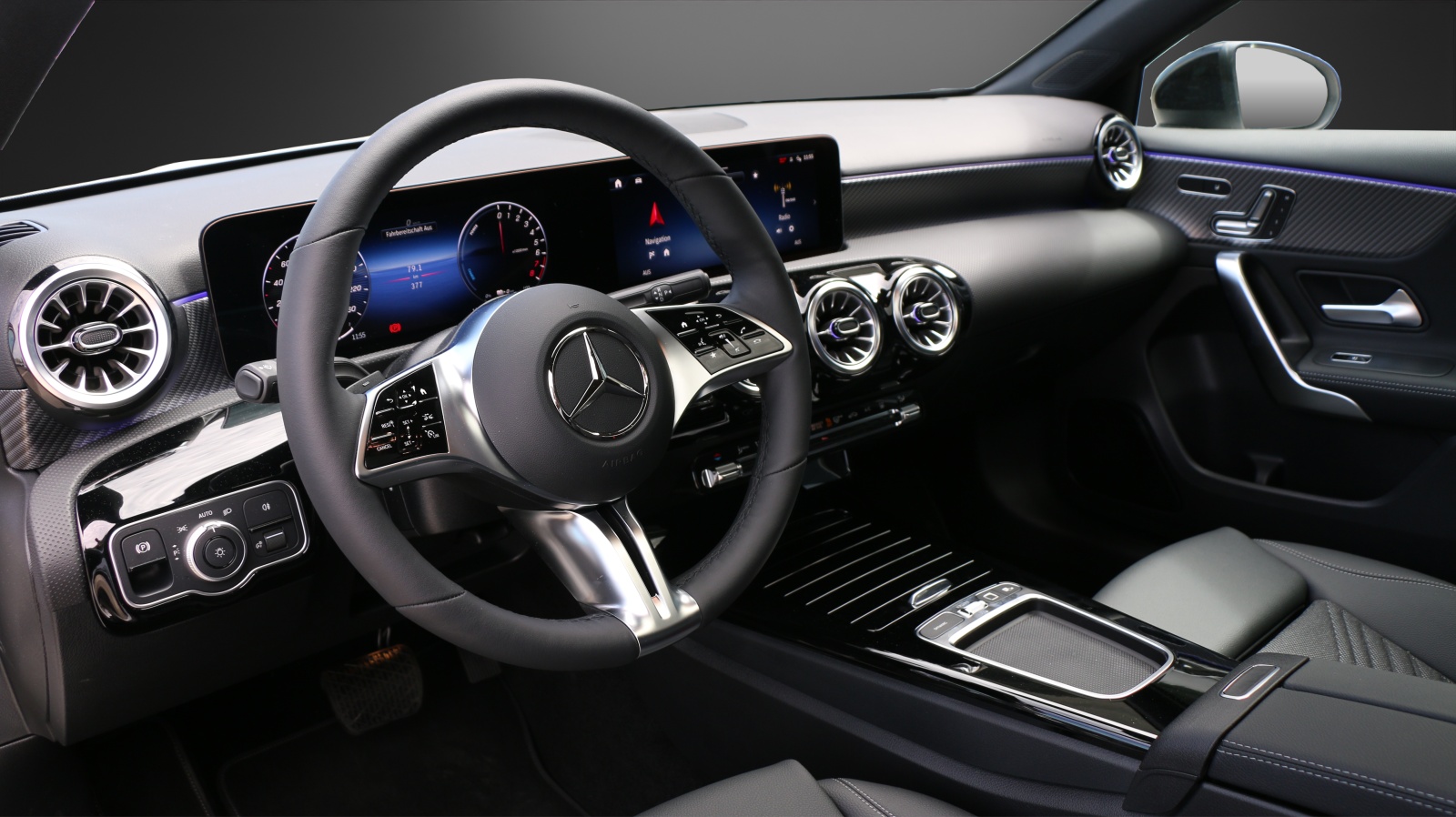 MERCEDES-BENZ A 250 e EQ Star 8G-DCT-image-4