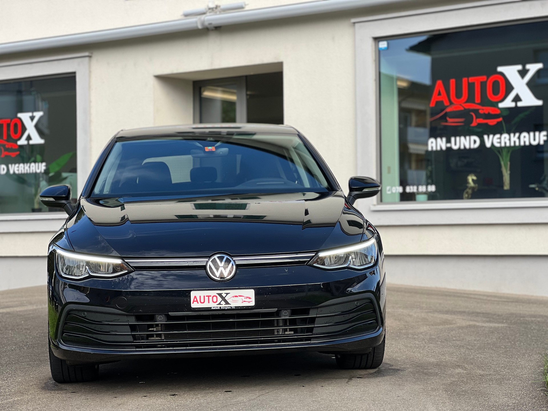 VW Golf 1.5 e TSI ACT Life DSG-image-2