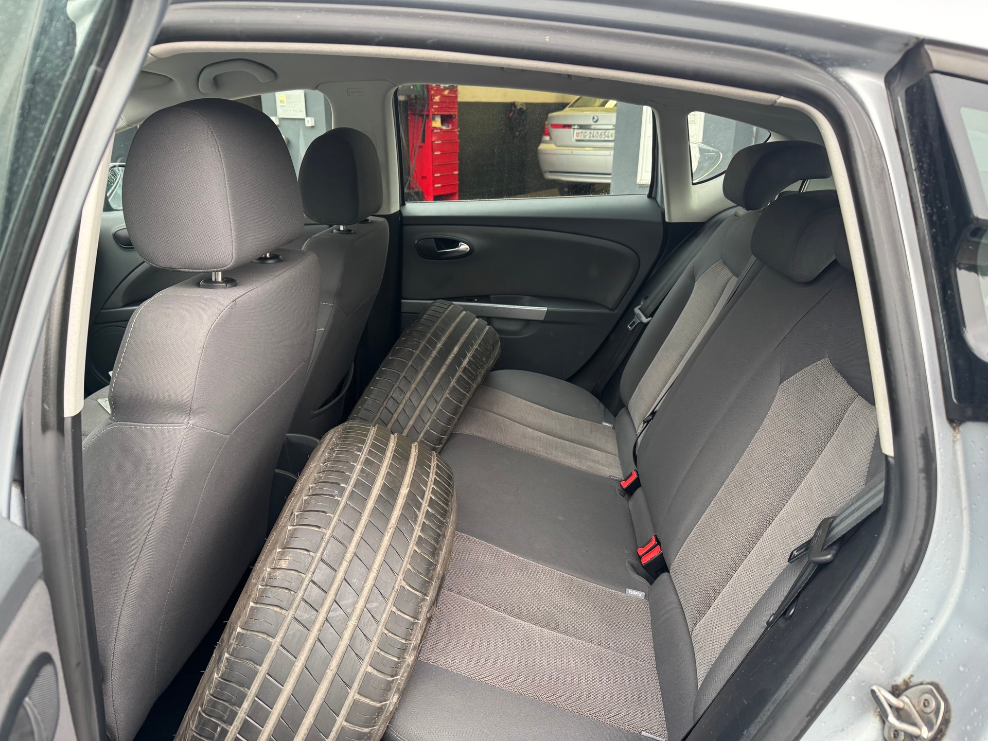 SEAT Leon 2.0 TDI Style-image-5
