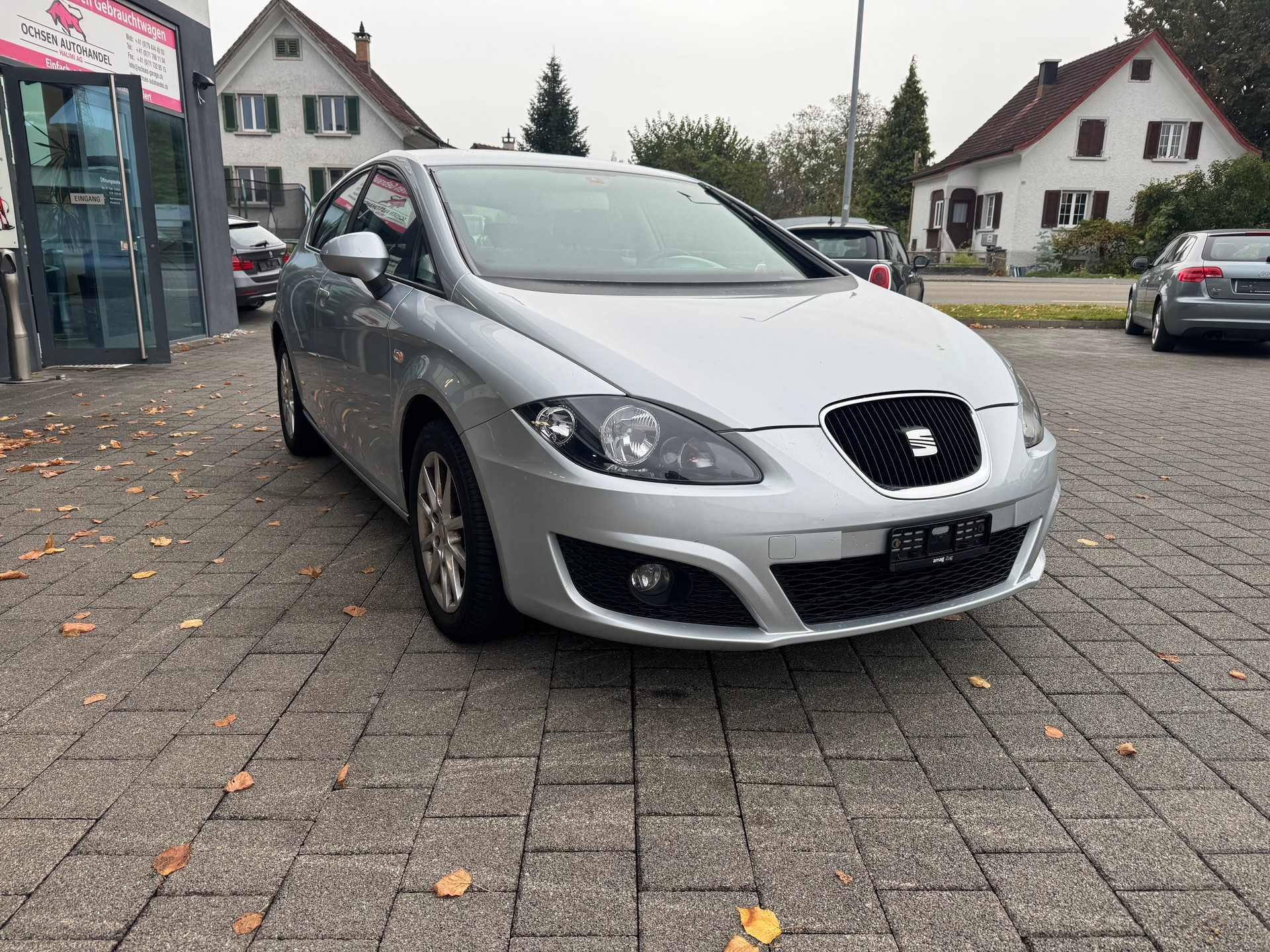 SEAT Leon 2.0 TDI Style-image-1