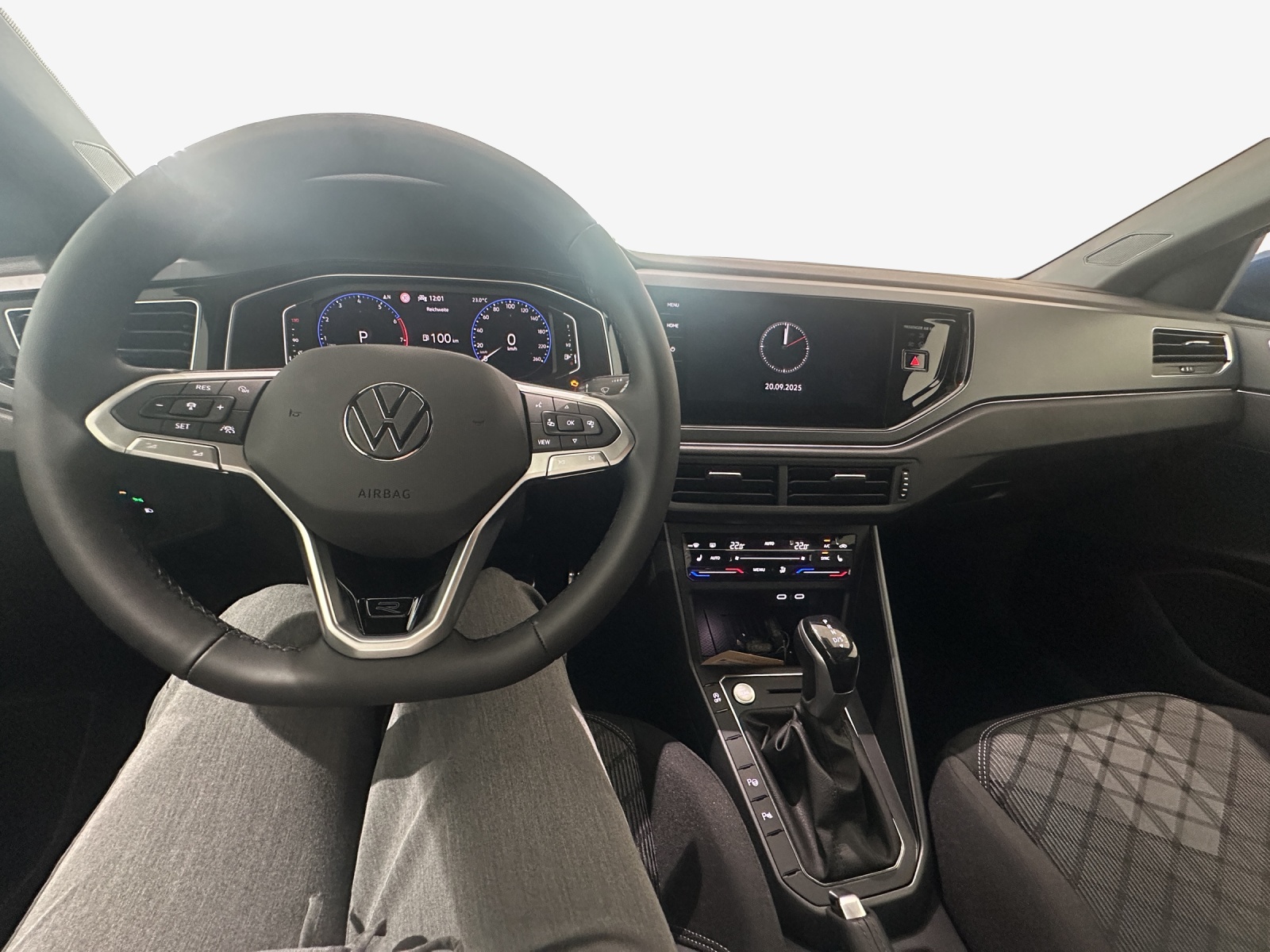 VW Polo 1.0 TSI R-Line United DSG-image-8