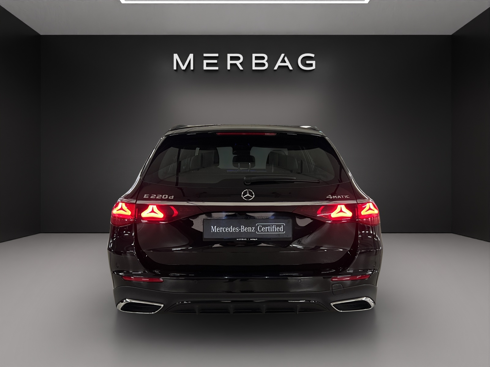 MERCEDES-BENZ E 220 d T 4Matic 9G-Tronic-image-6