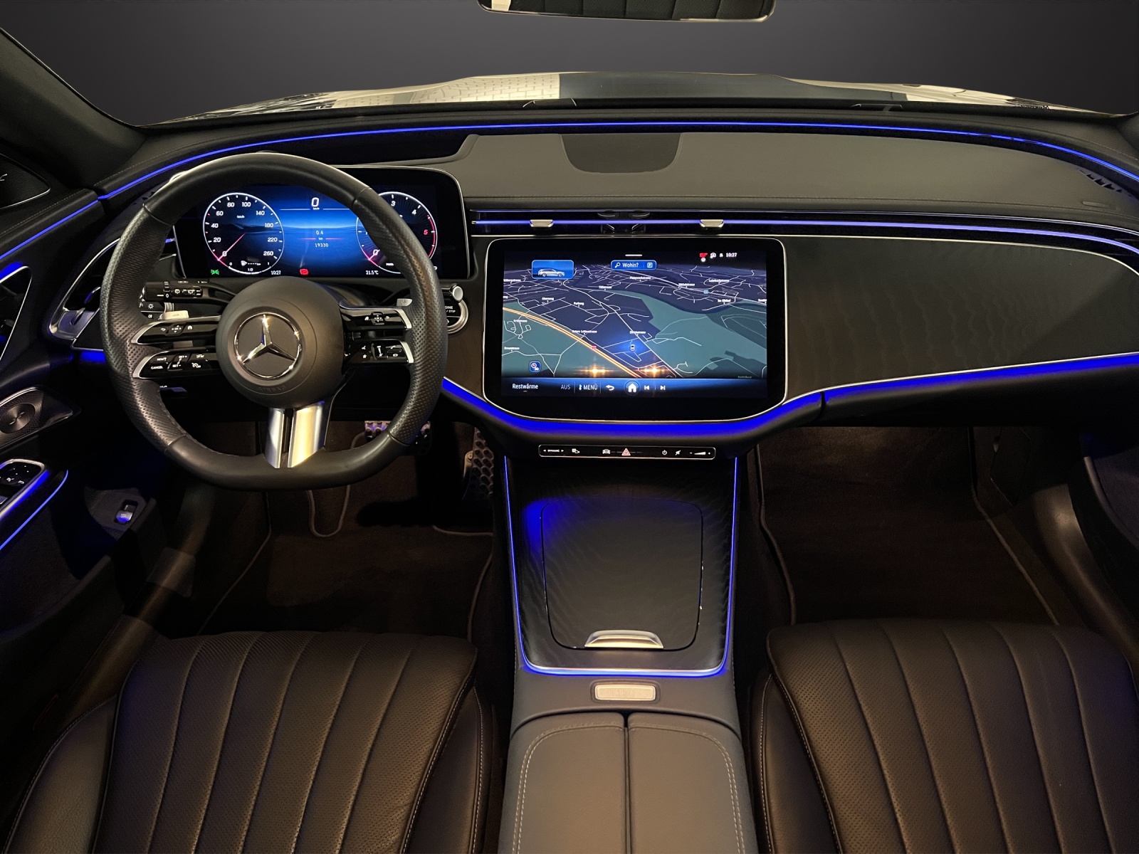 MERCEDES-BENZ E 220 d T 4Matic 9G-Tronic-image-9