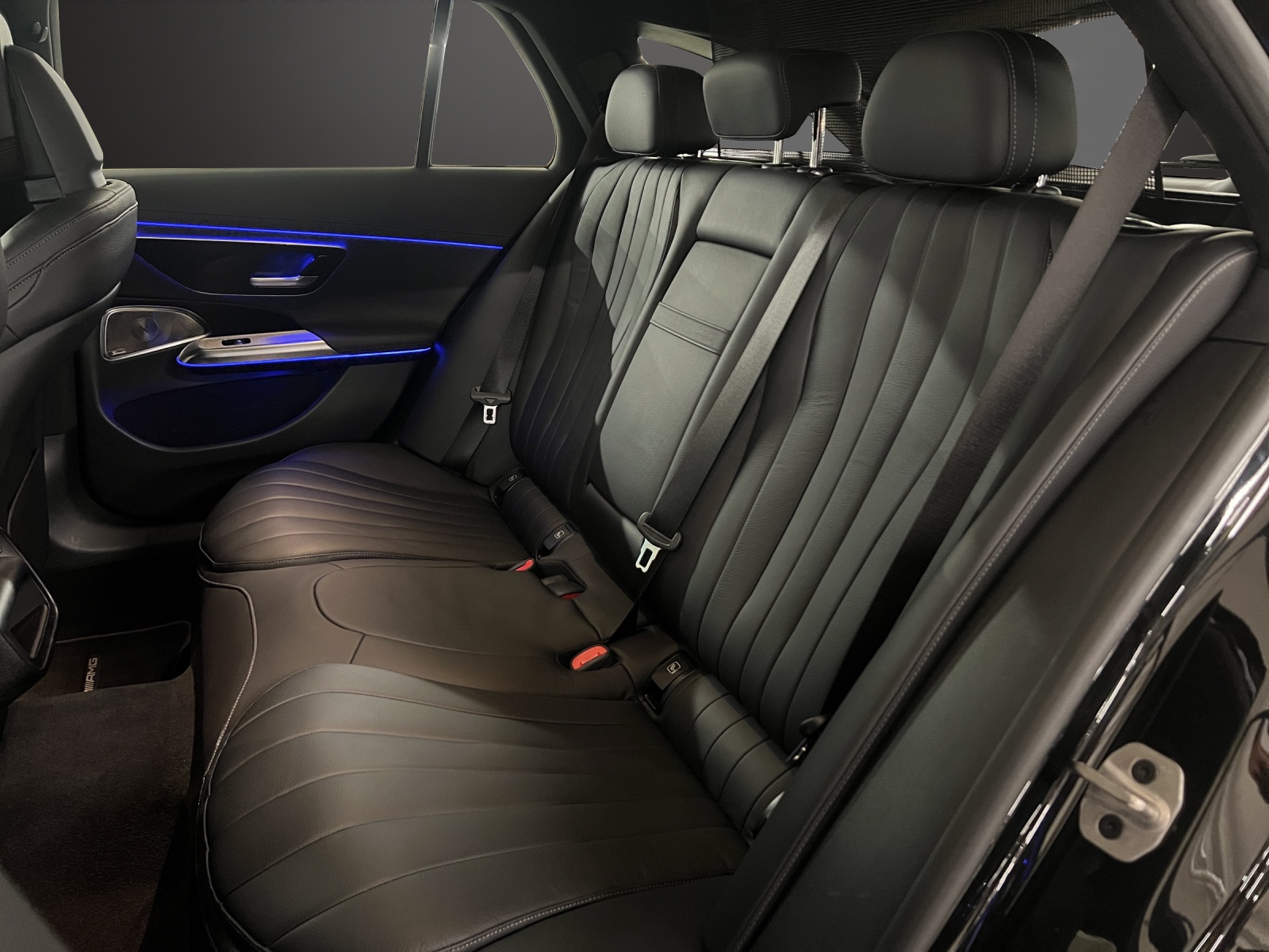 MERCEDES-BENZ E 220 d T 4Matic 9G-Tronic-image-15